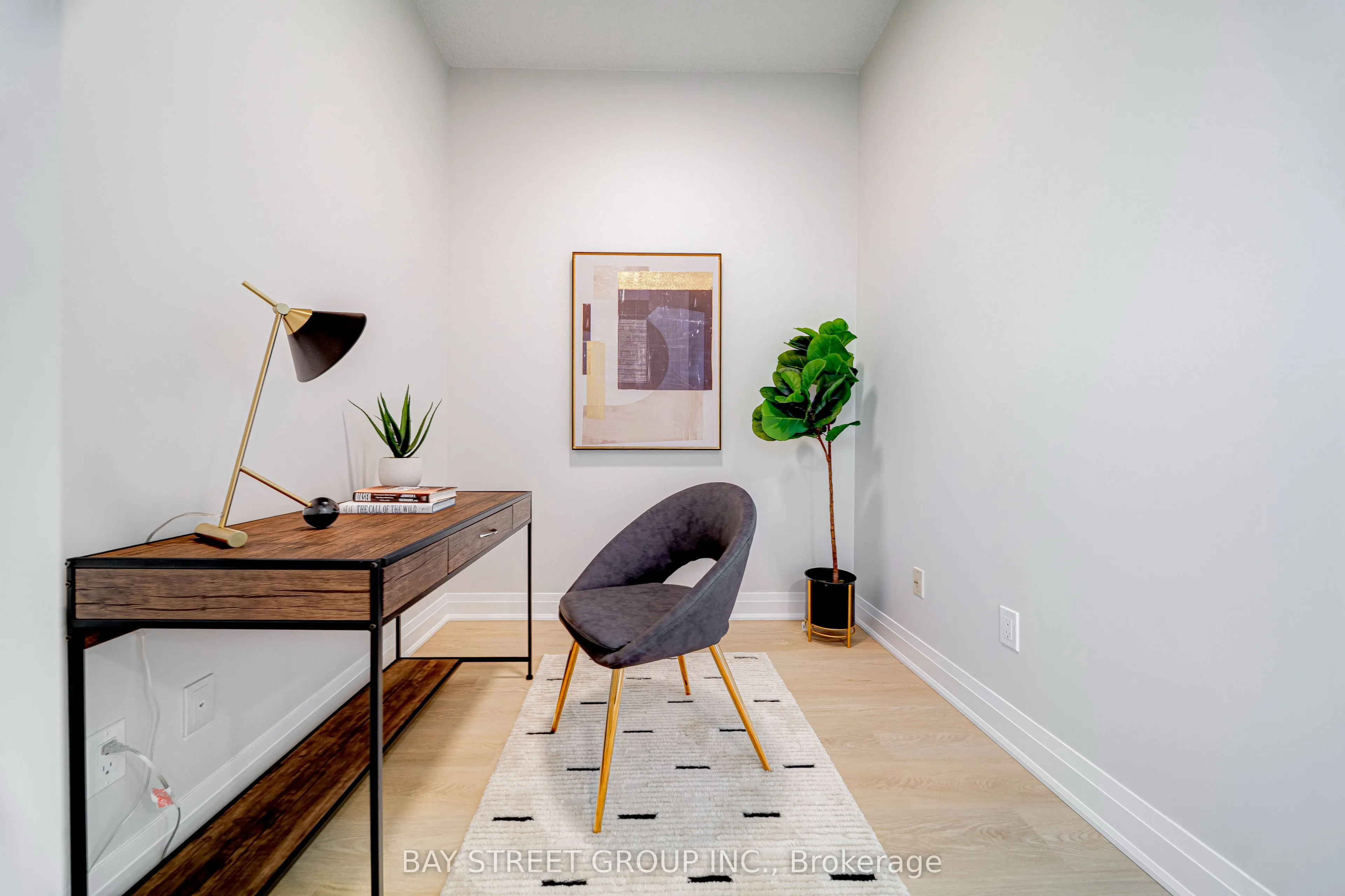 1038 Mcnicoll Avenue #218