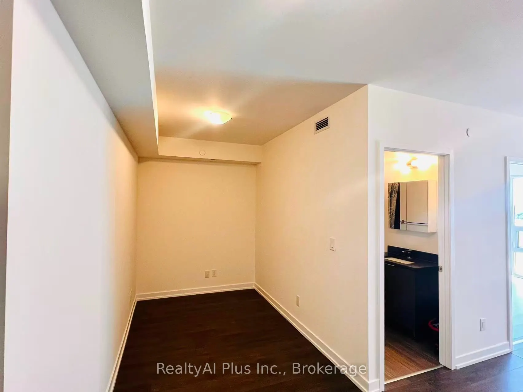 2033 Kennedy Road #1501