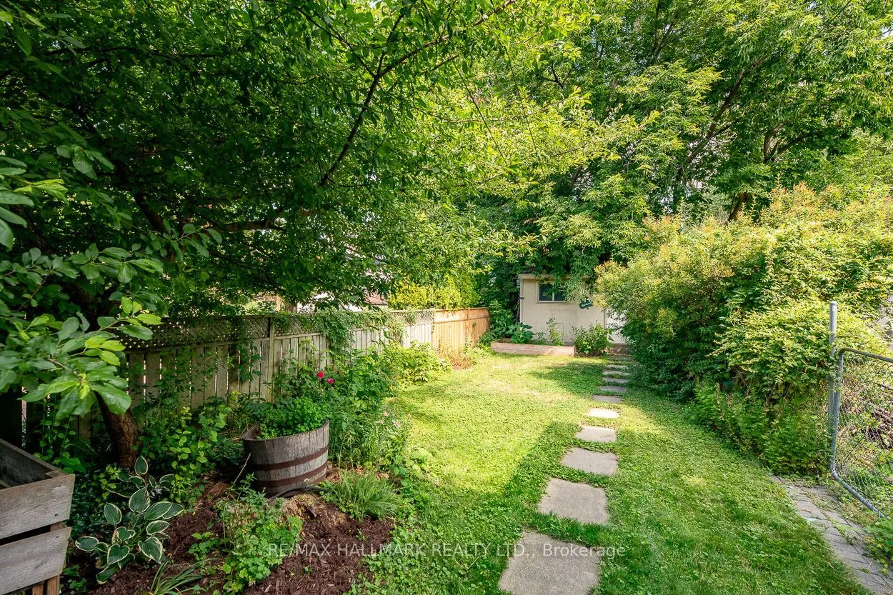 38 Boultbee Avenue