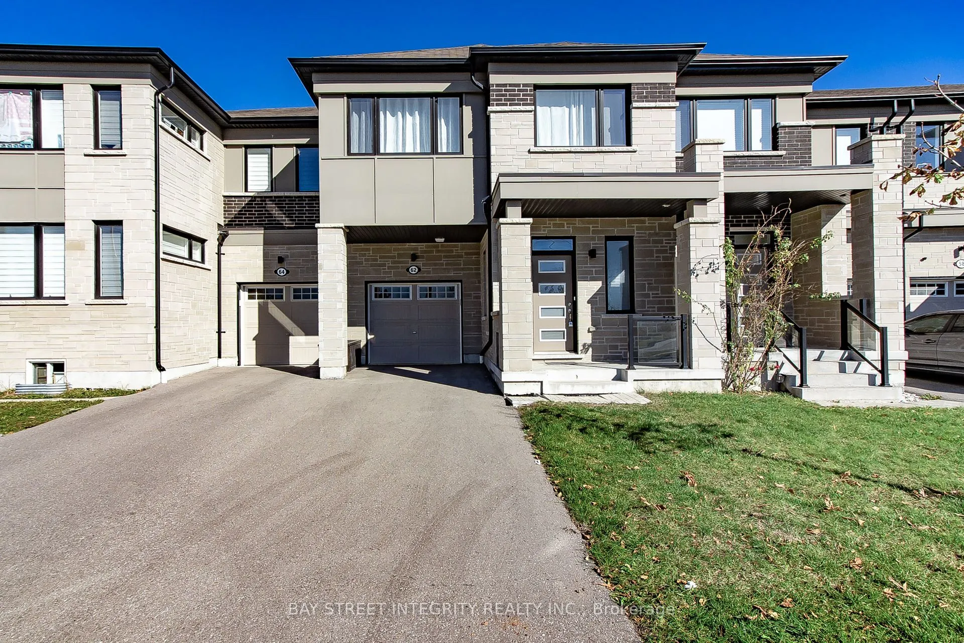 62 Lockyer Drive