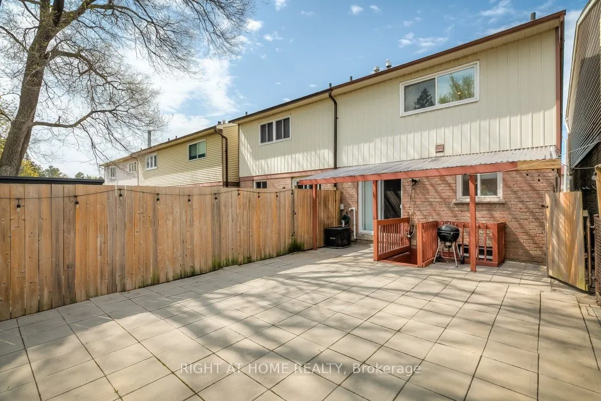 37 McKnight Drive