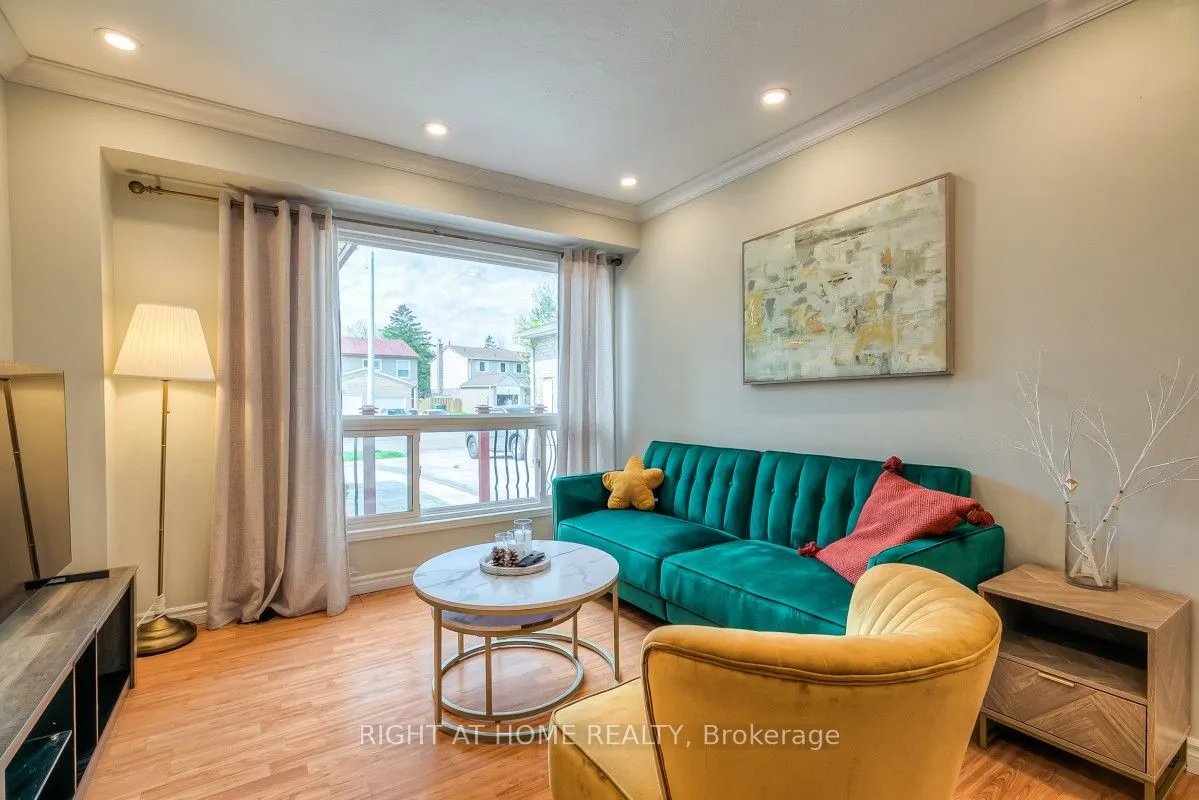 37 McKnight Drive