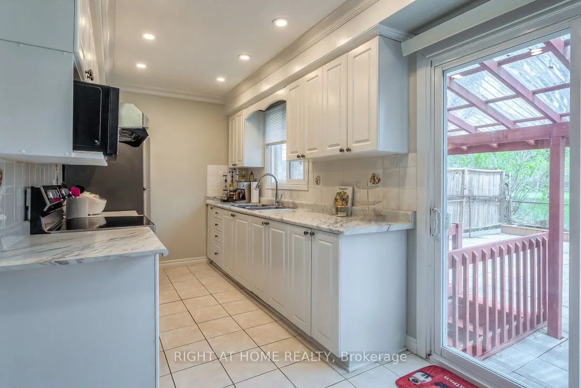 37 McKnight Drive