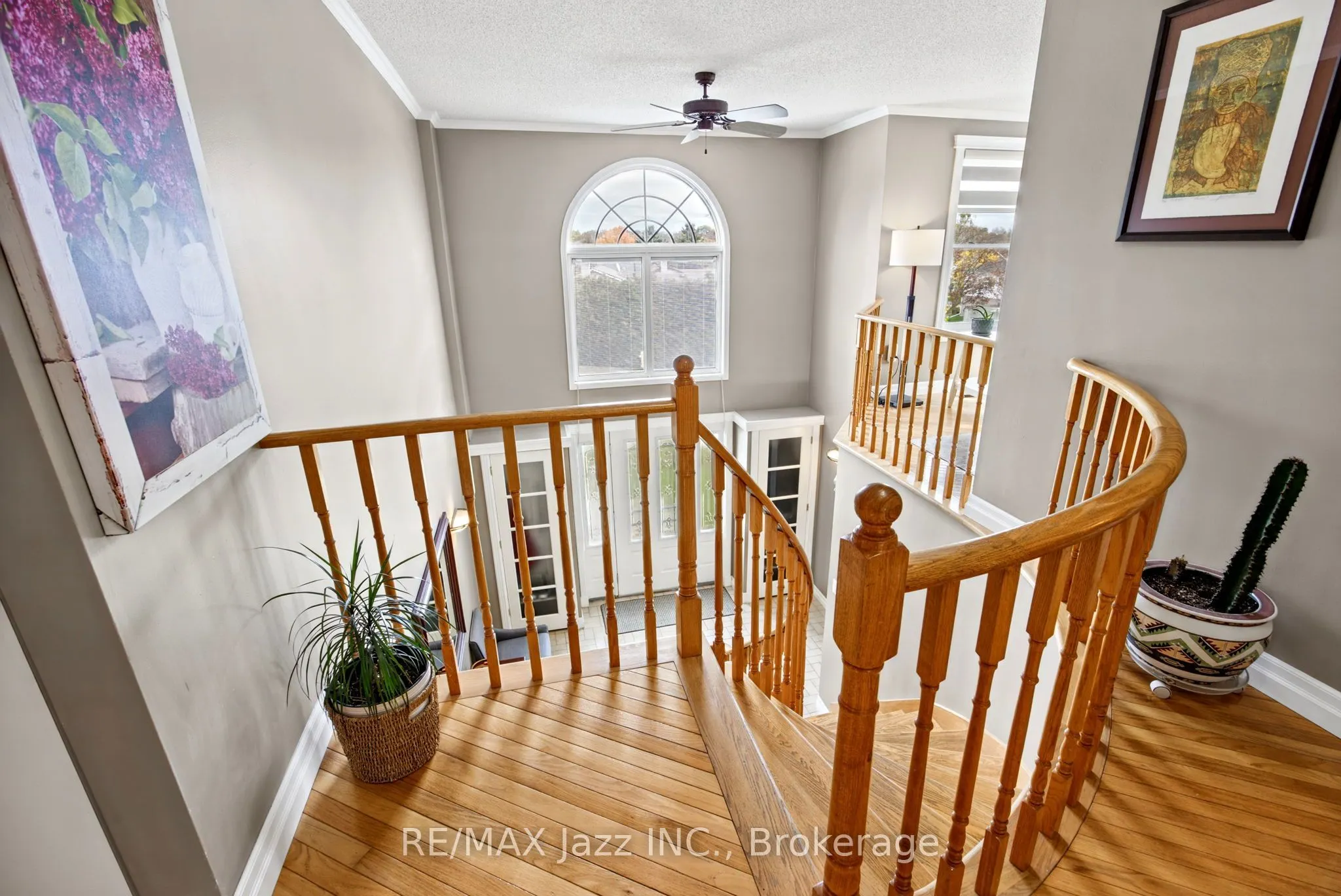789 Lochness Crescent