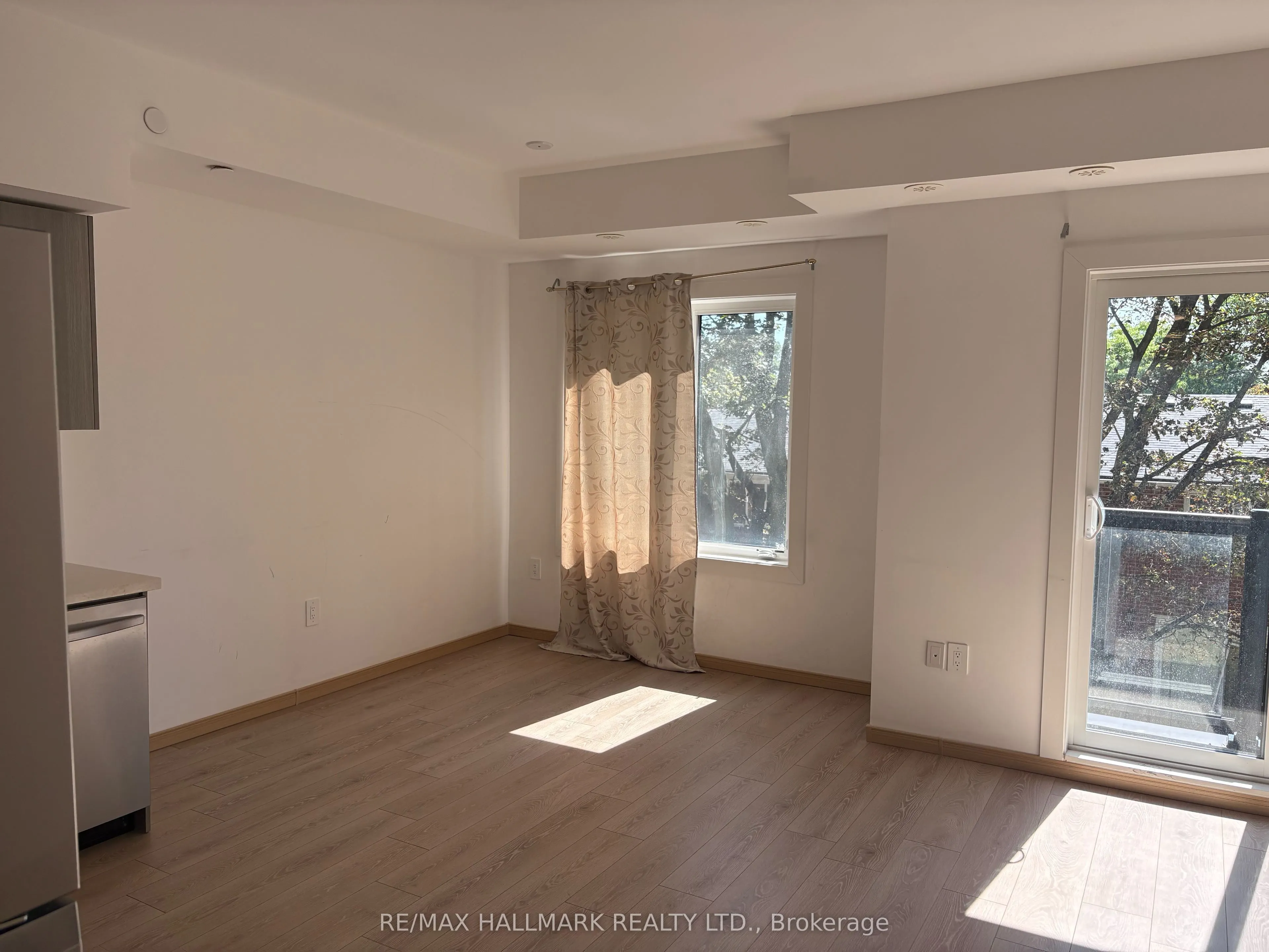 3425 Sheppard Avenue E #310