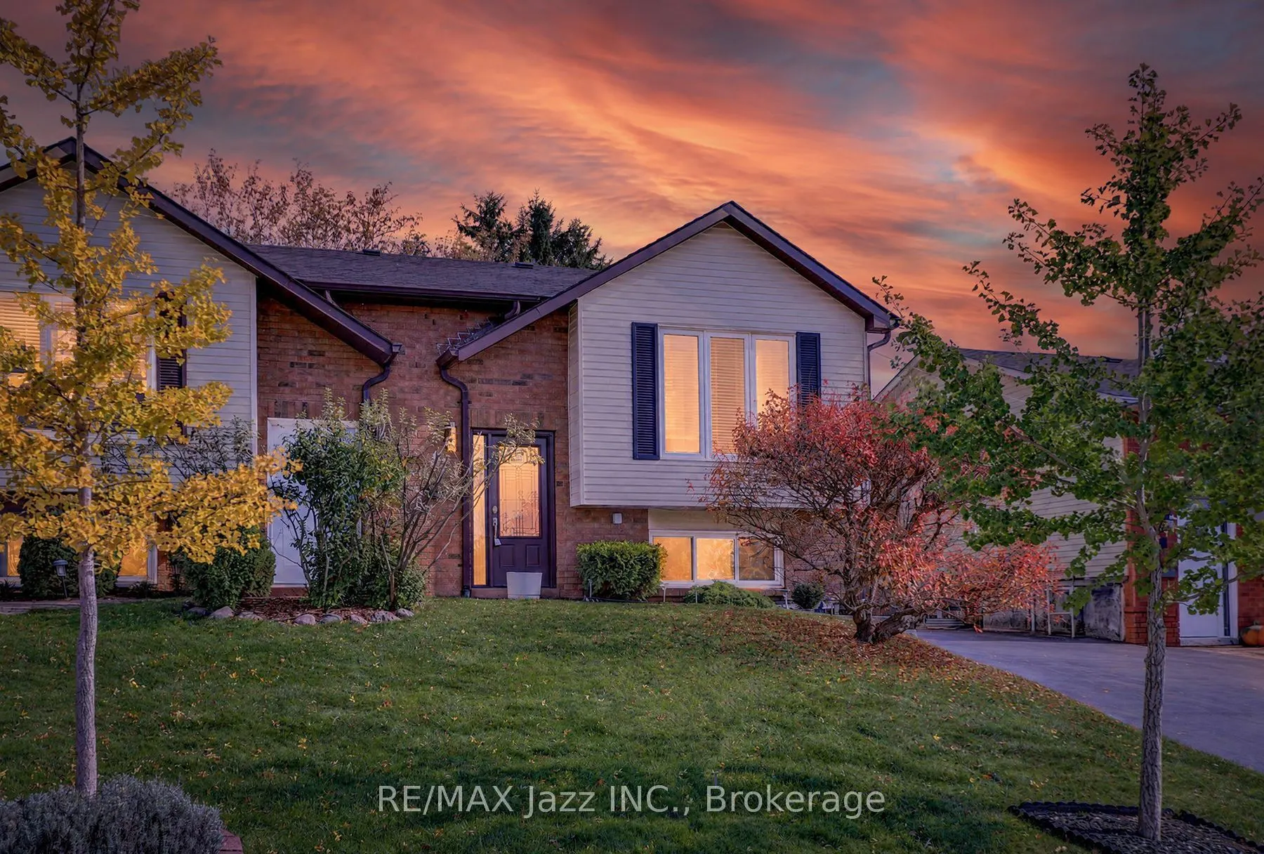 691 Attersley Drive