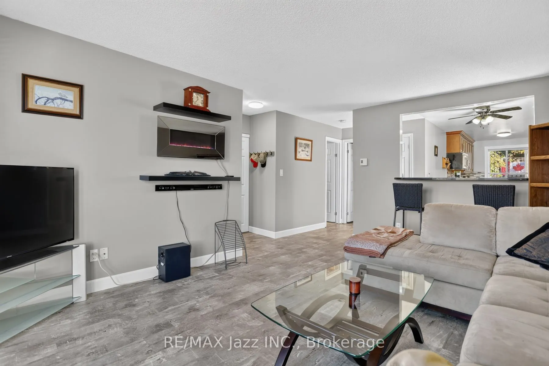 691 Attersley Drive