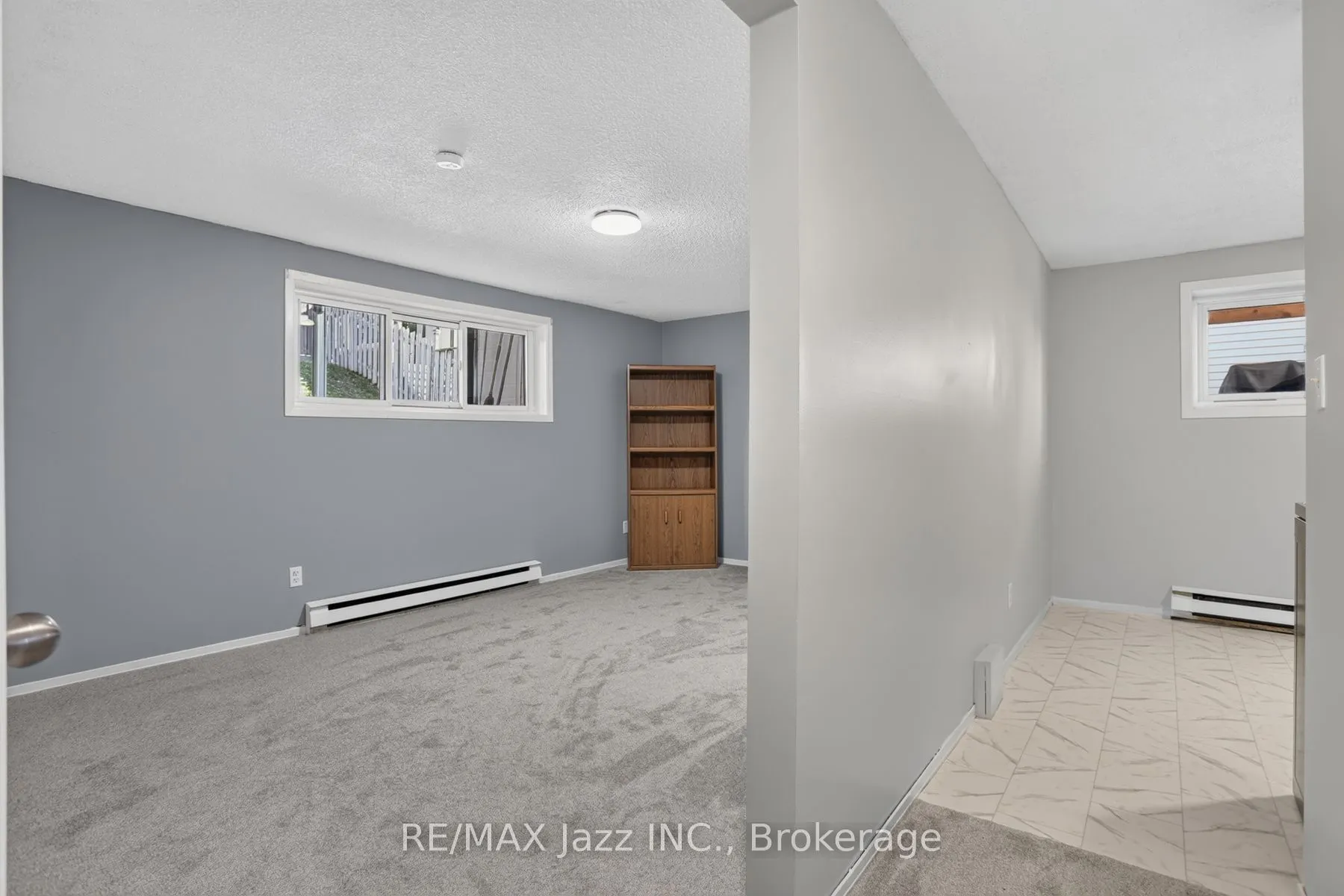 691 Attersley Drive