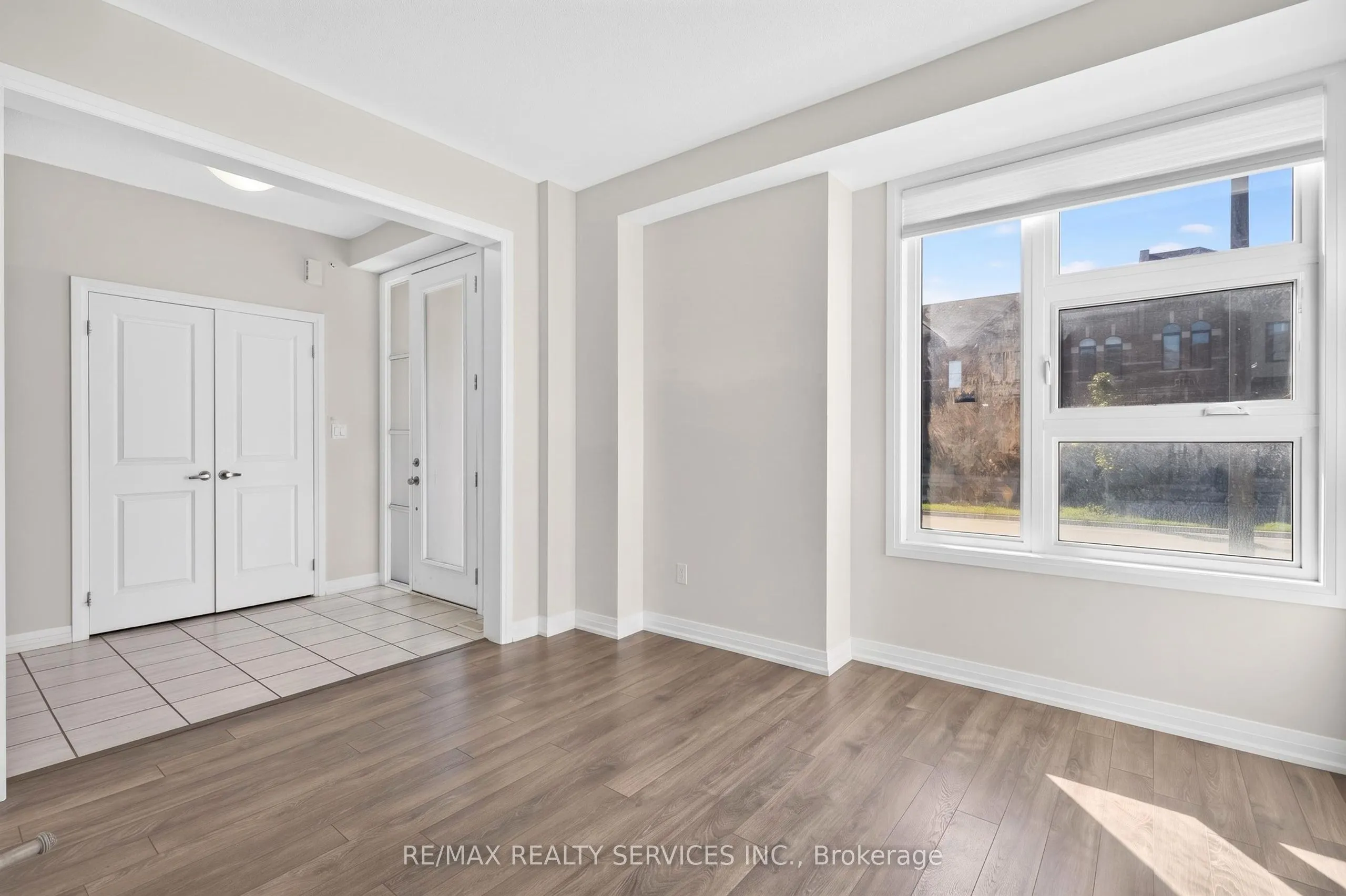 225 Coronation Road