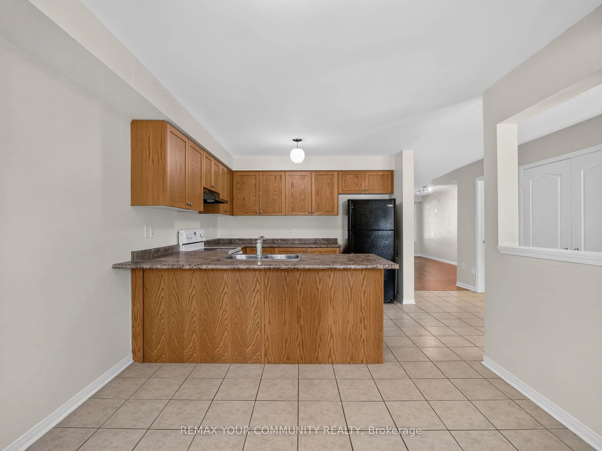 265 Sprucewood Crescent