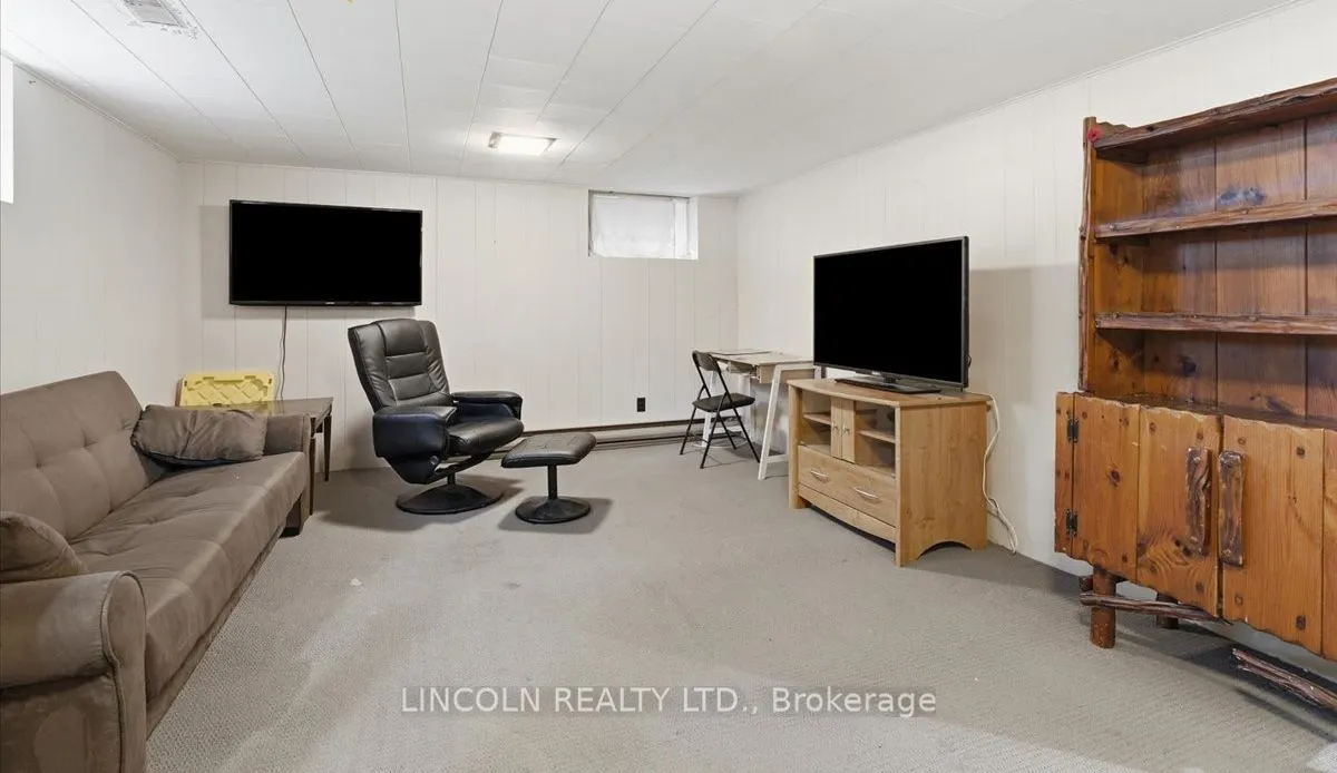 3 Brown Street