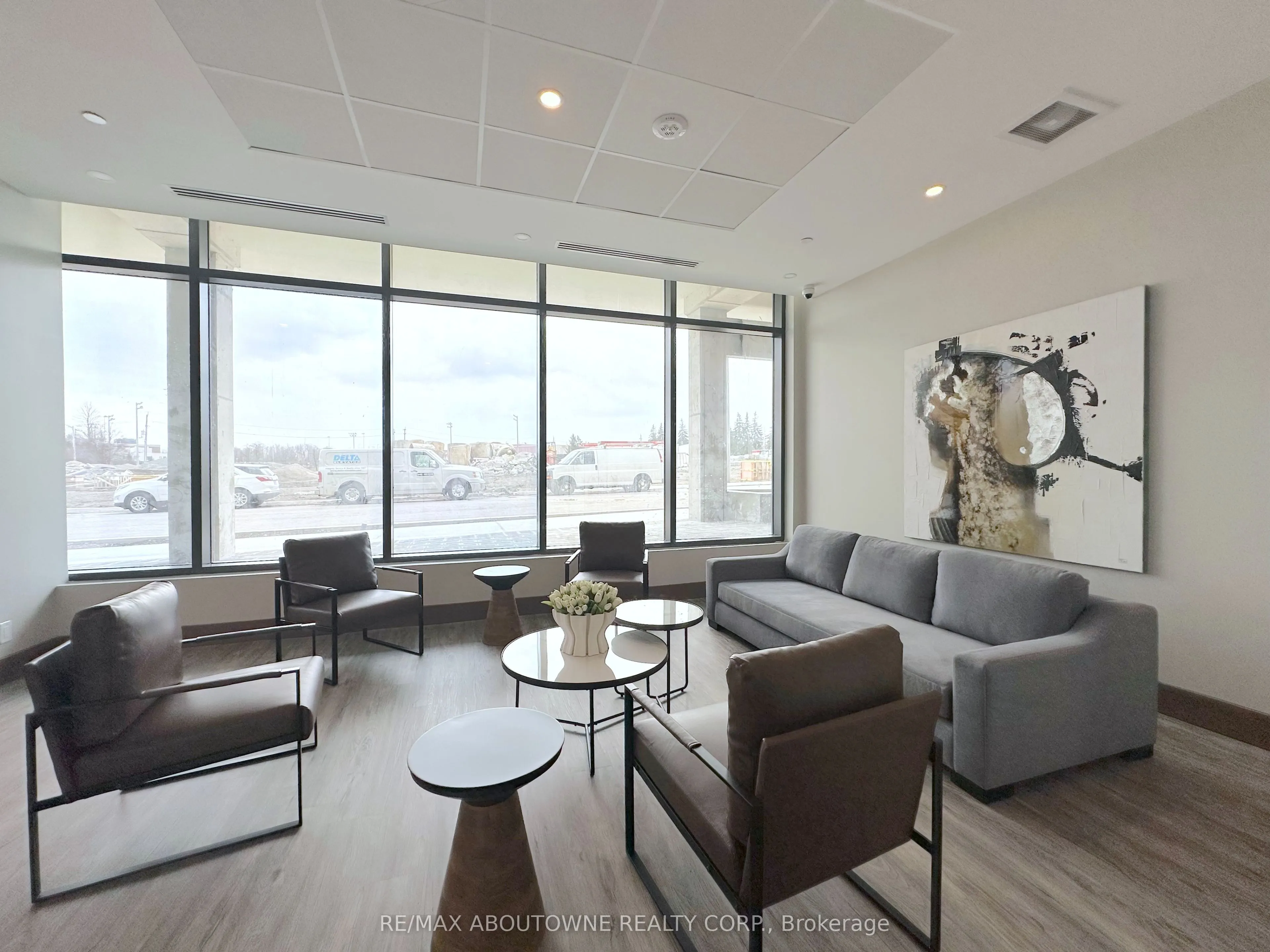 2 River Plate Street #1408