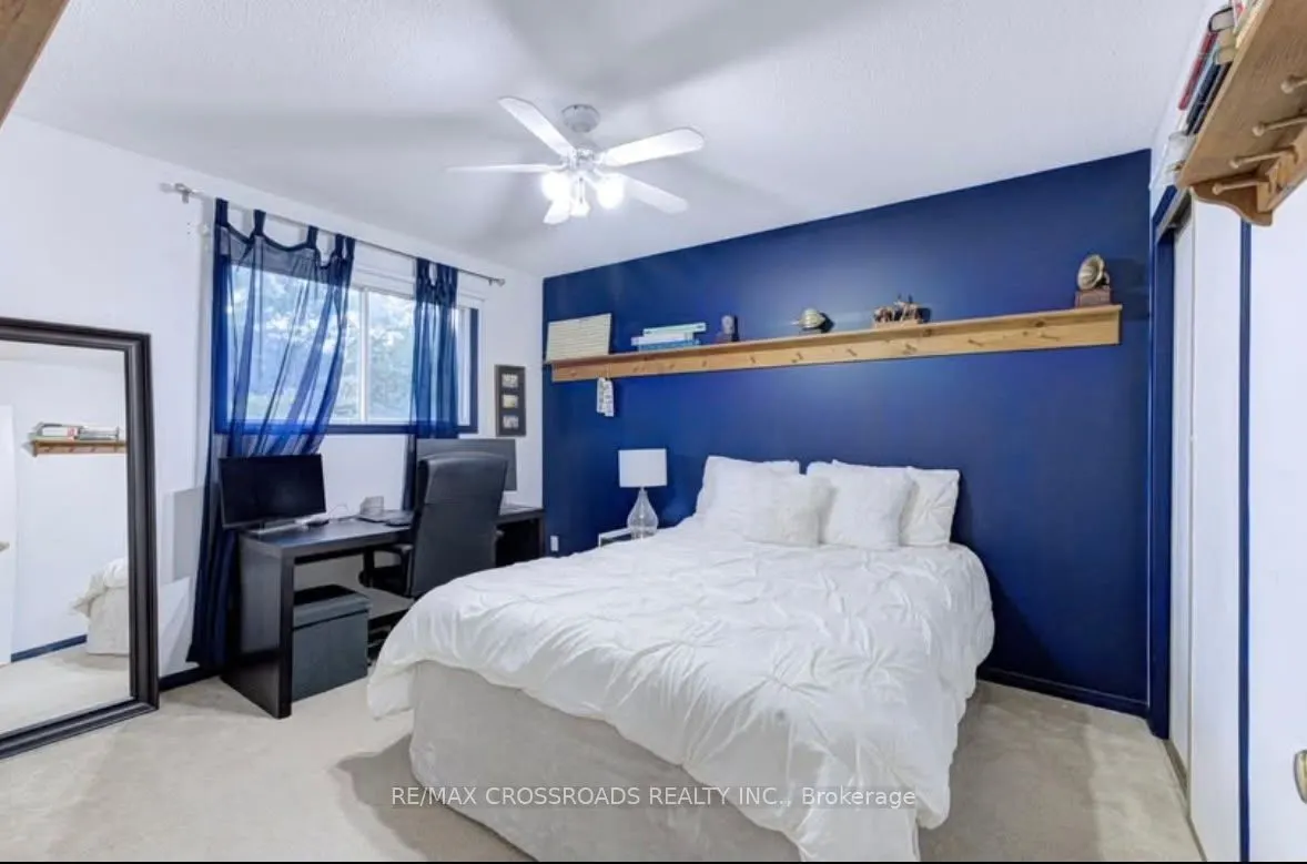 11 Murkar Crescent