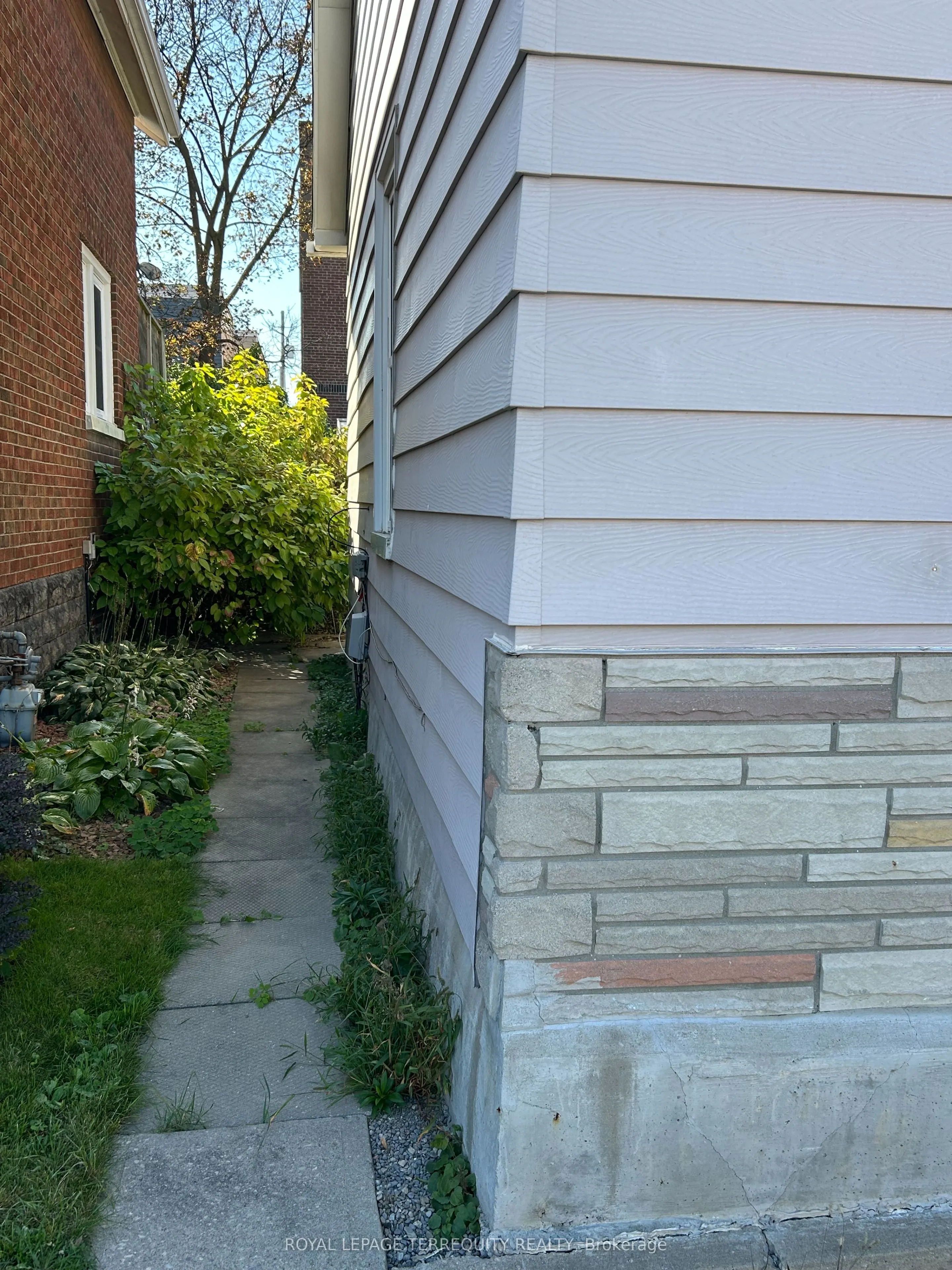 292 Celina Street