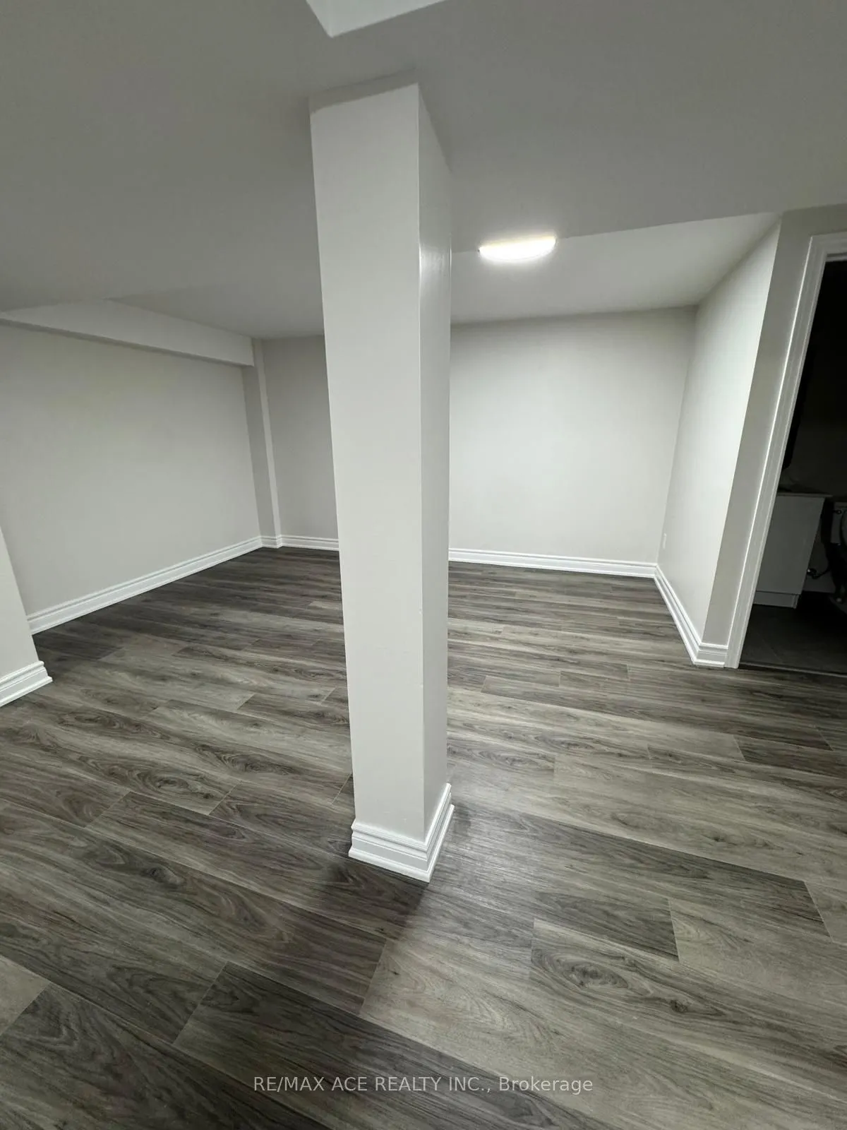 1644 Pepperwood Gate #Bsmt