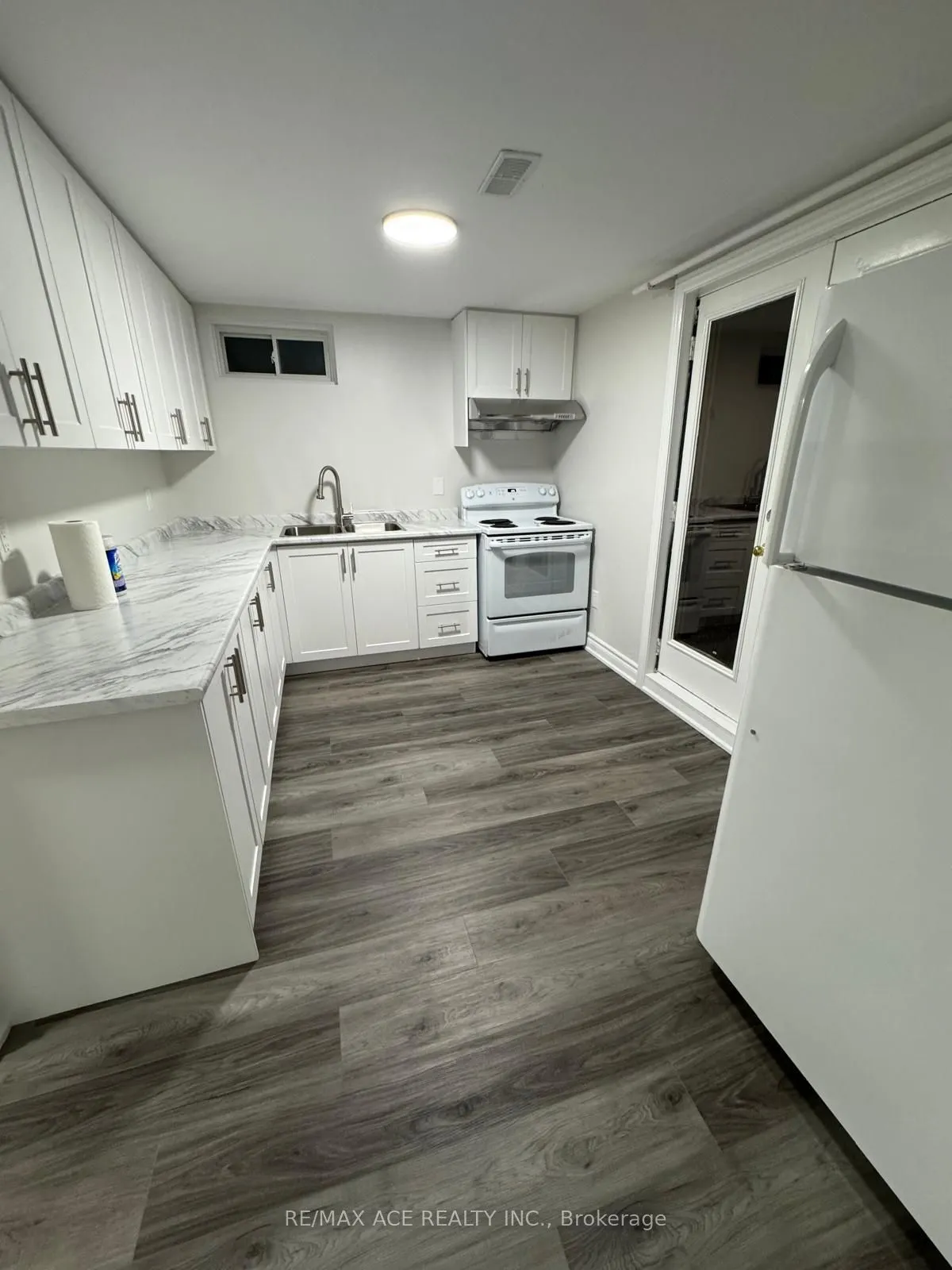 1644 Pepperwood Gate #Bsmt