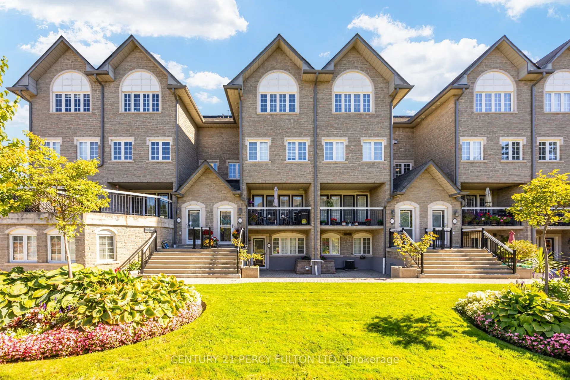 1995 Royal Road #115