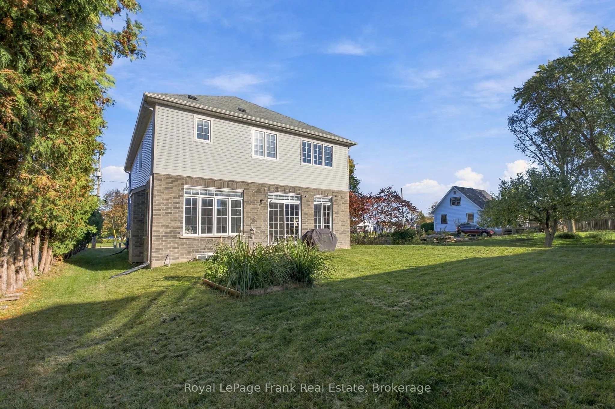 90 Townline Road S