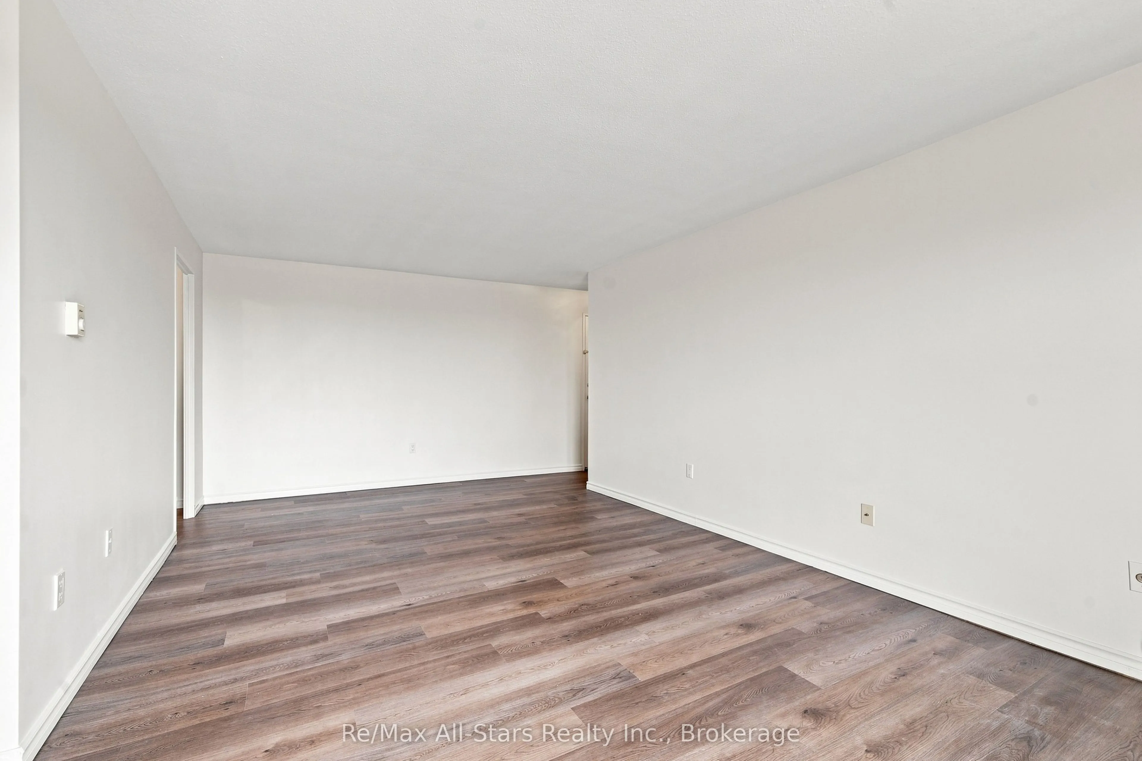 855 Kennedy Road #806