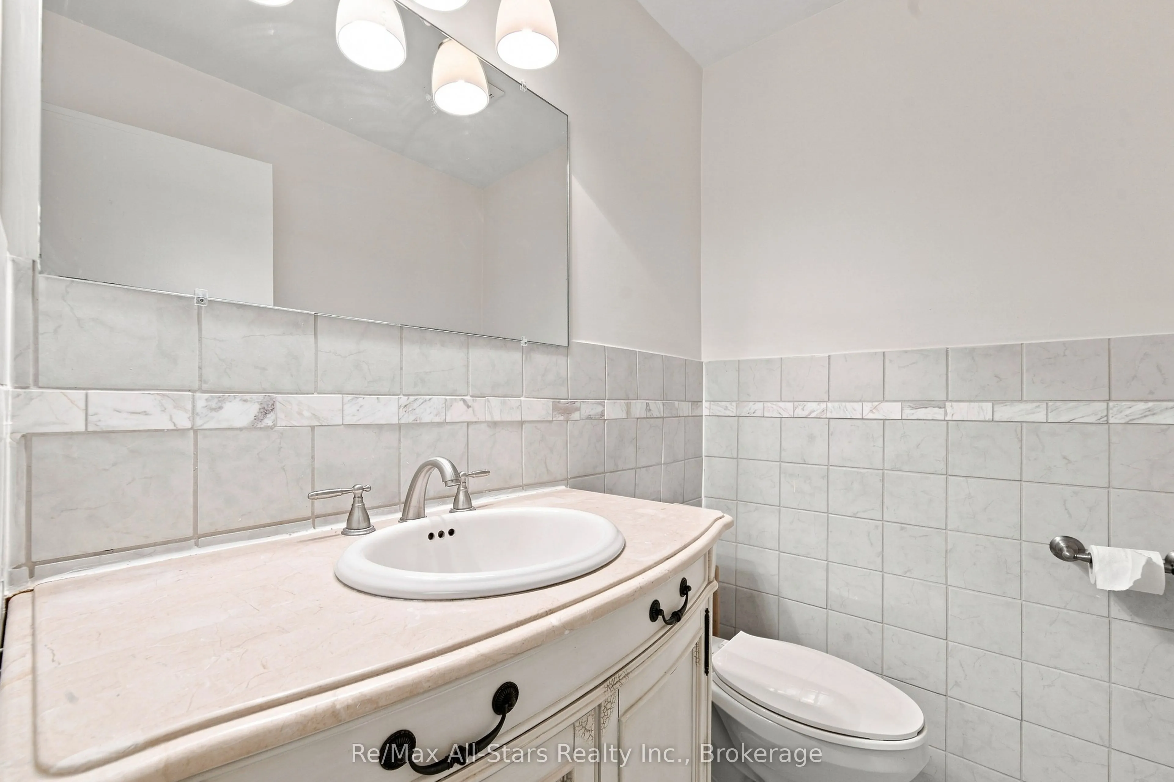 855 Kennedy Road #806