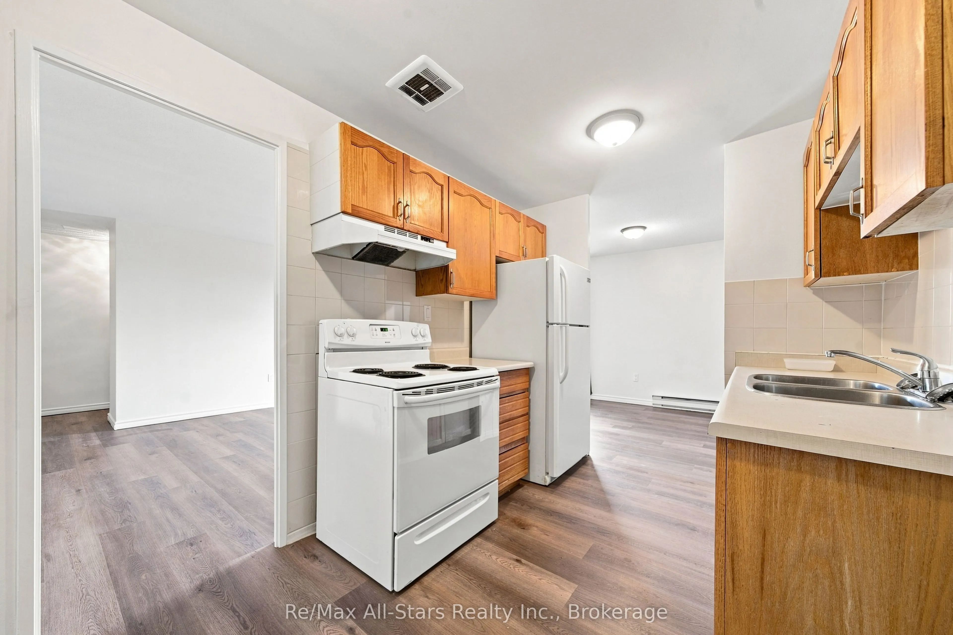 855 Kennedy Road #806