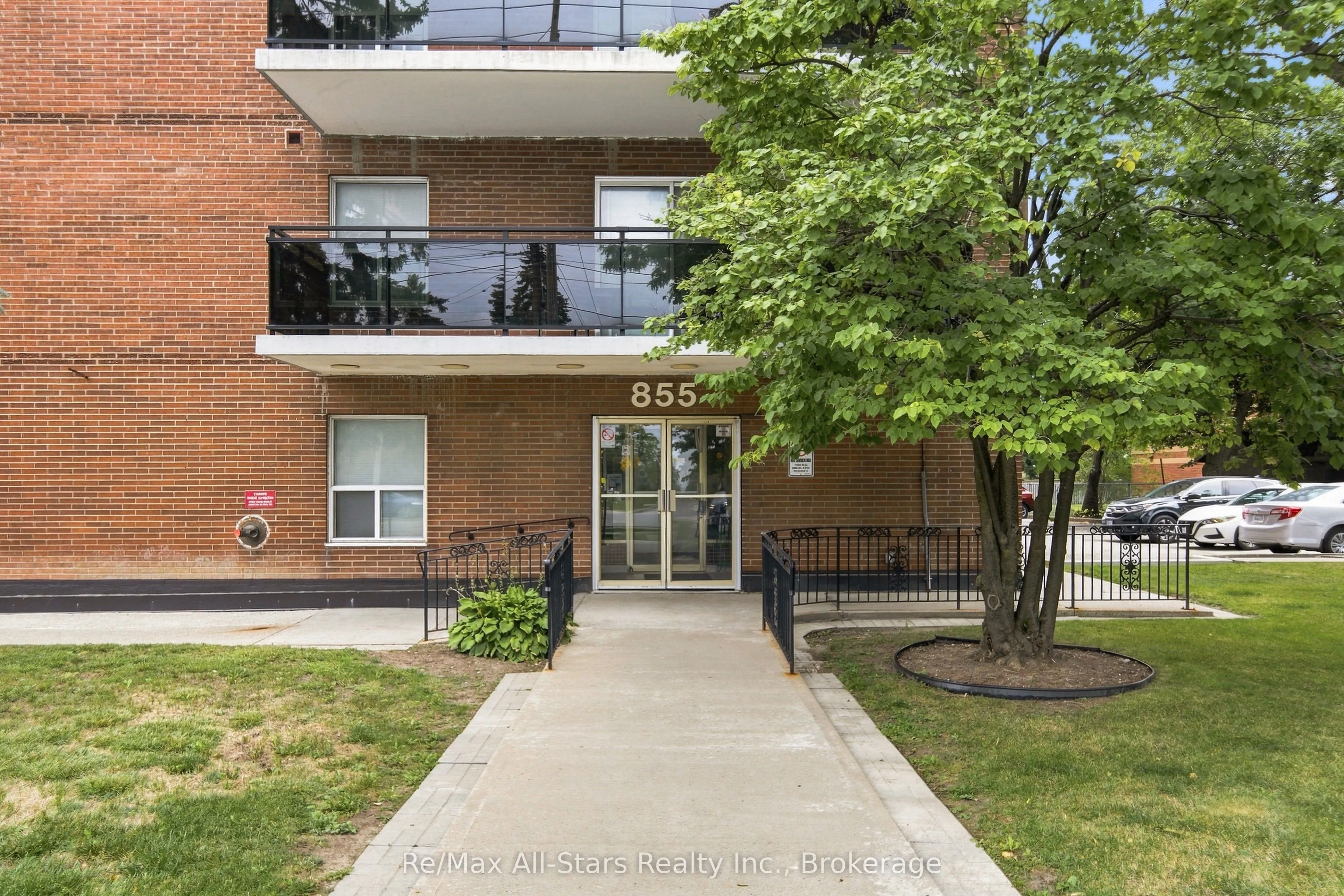 855 Kennedy Road #806