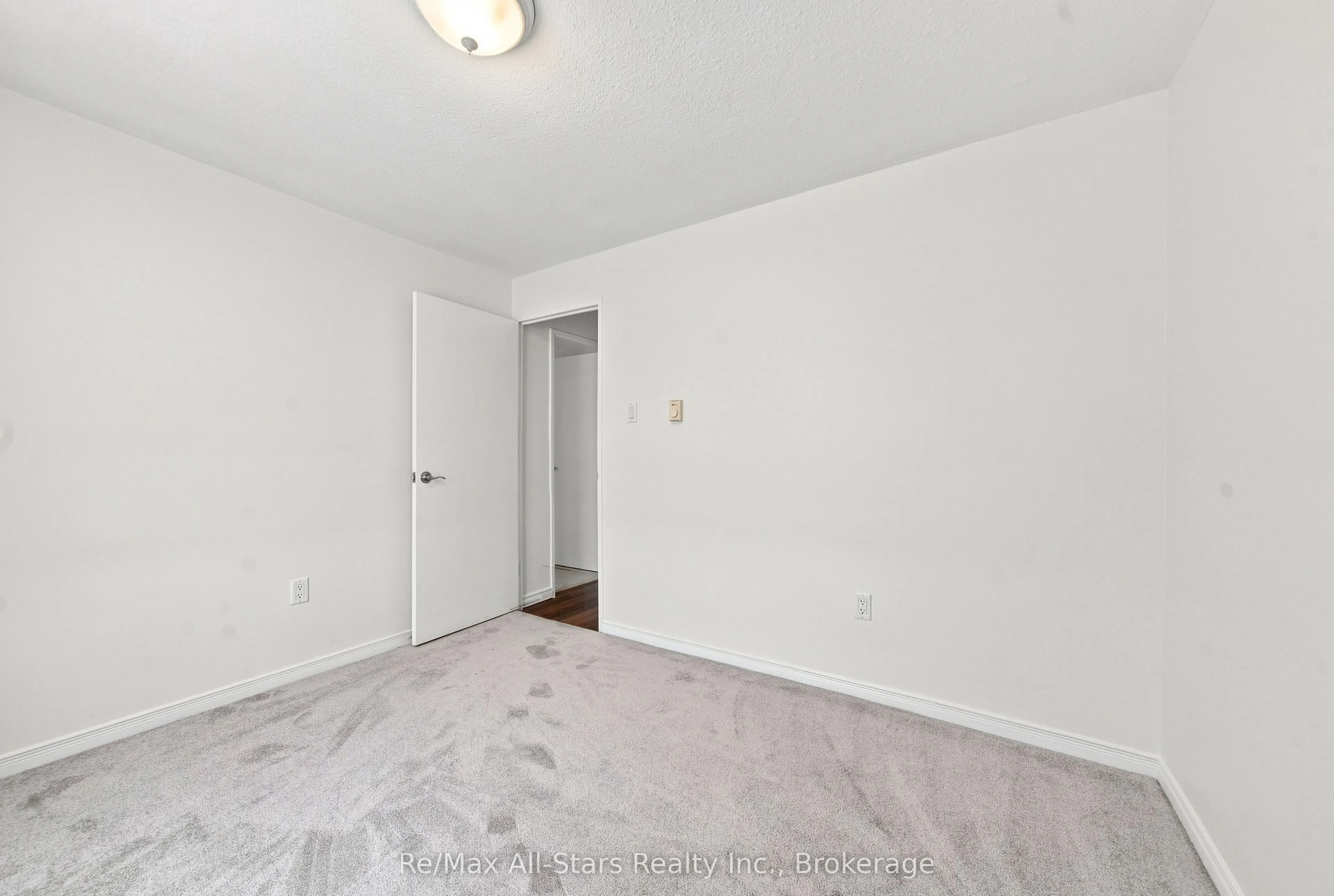 855 Kennedy Road #806