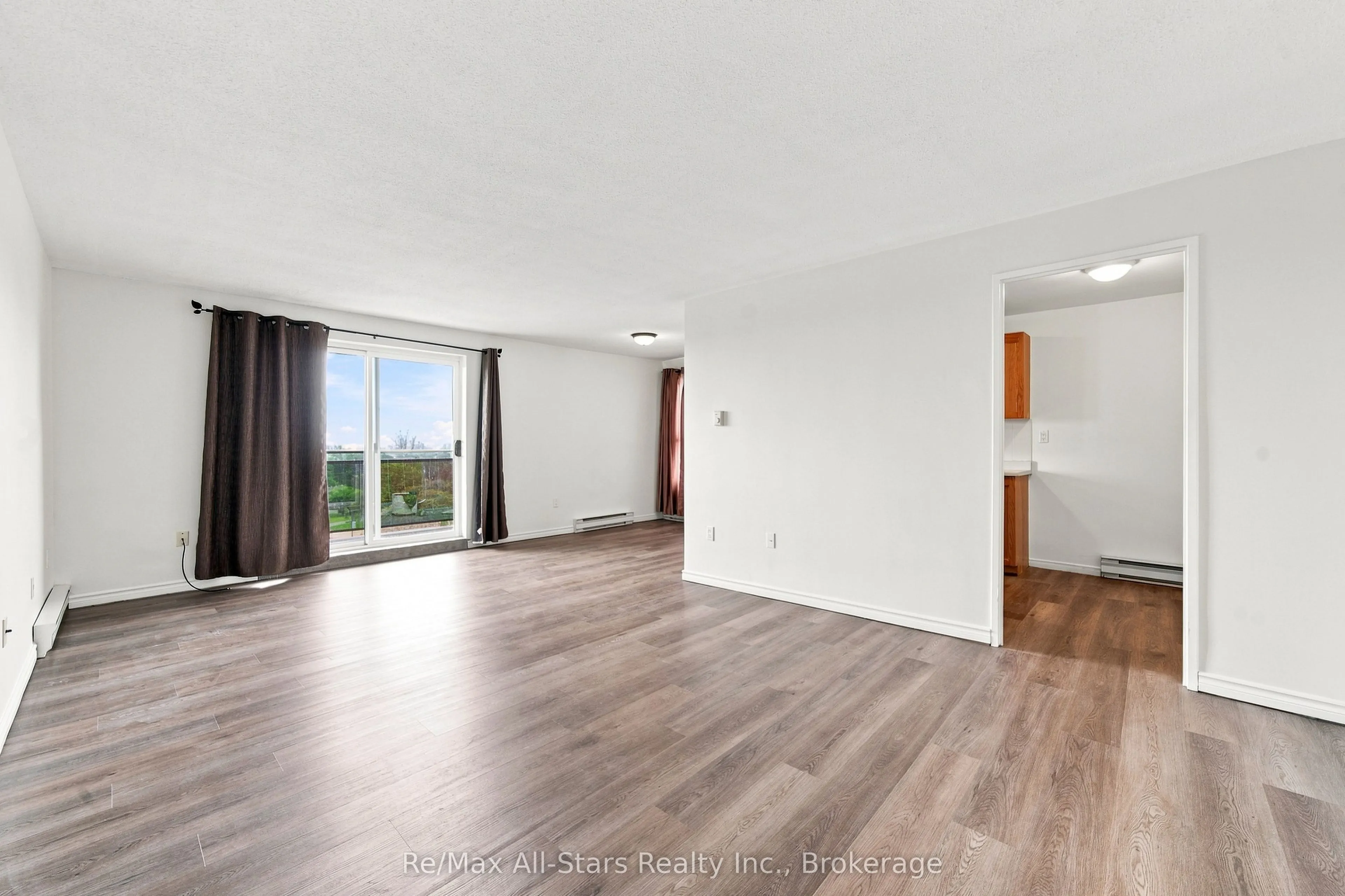 855 Kennedy Road #806