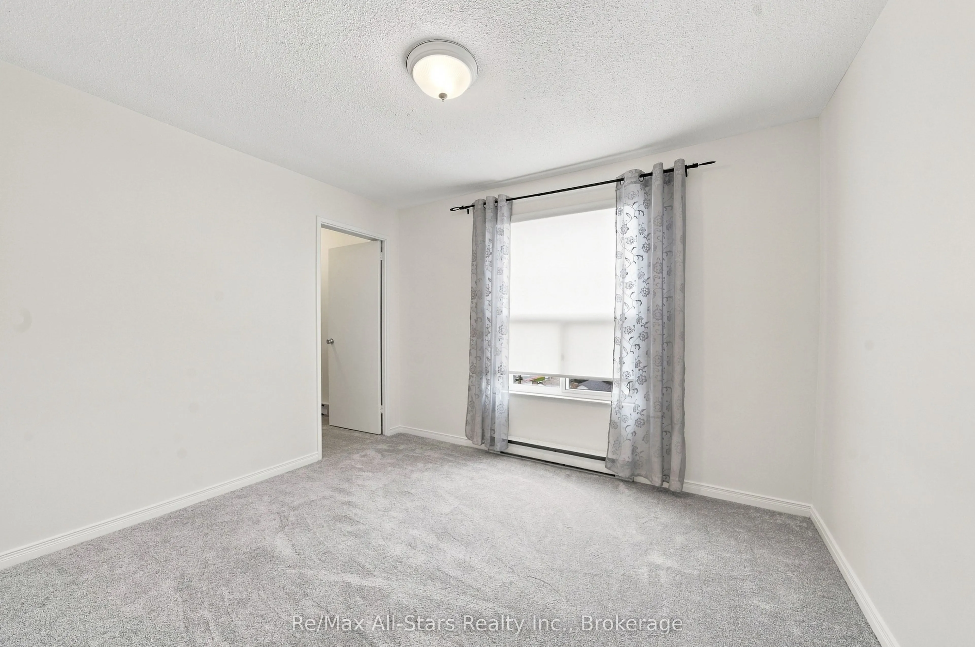 855 Kennedy Road #806