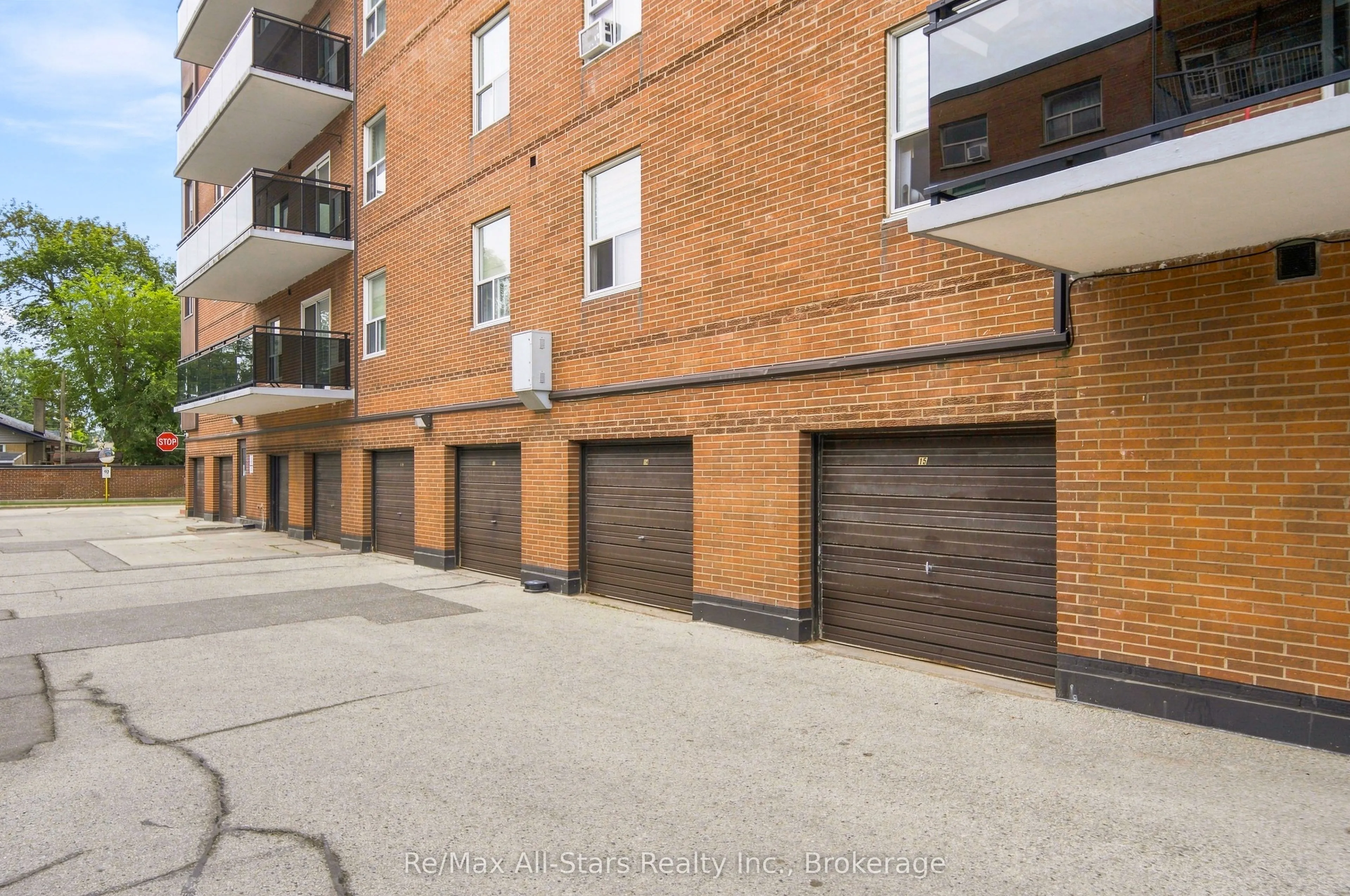 855 Kennedy Road #806