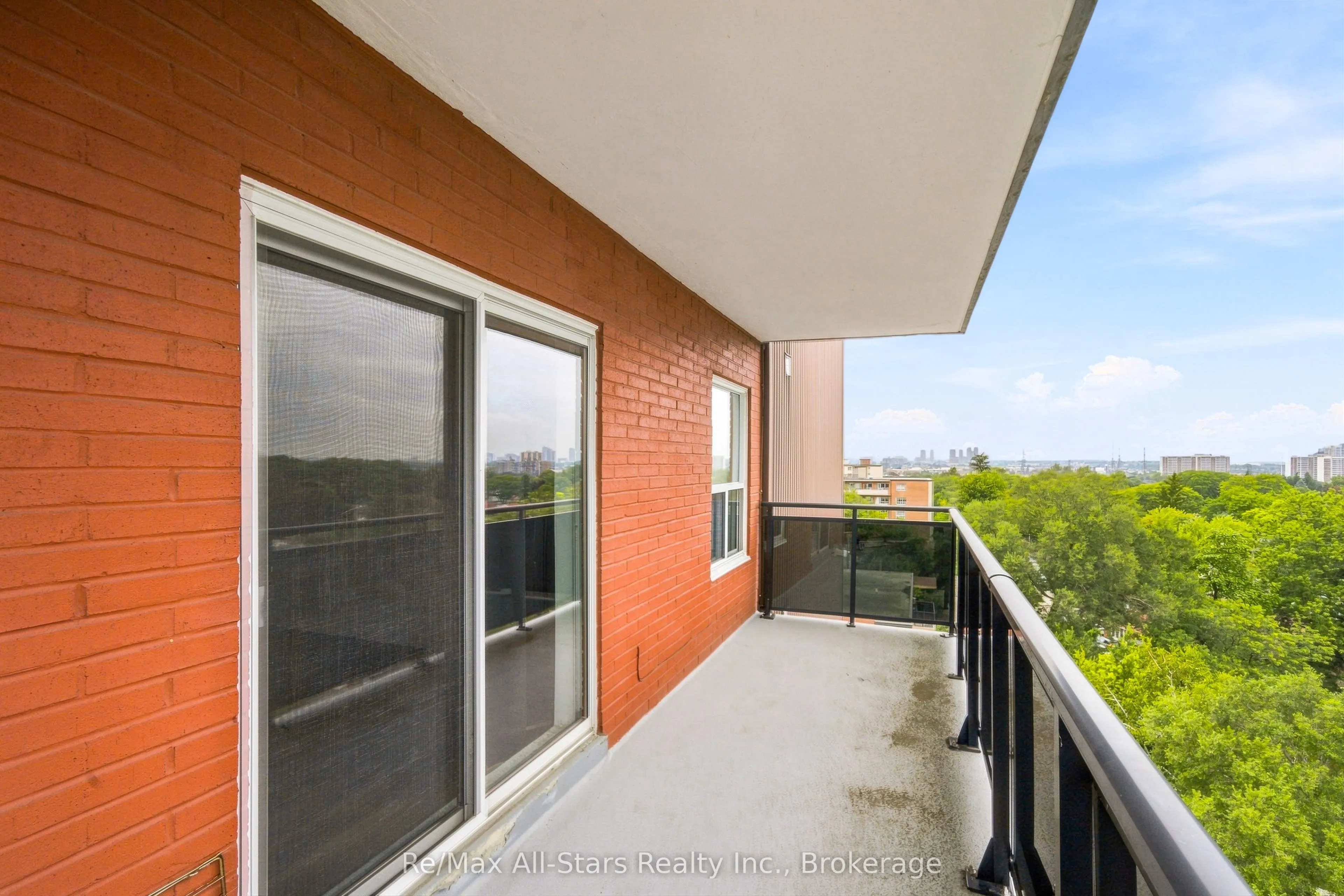 855 Kennedy Road #806