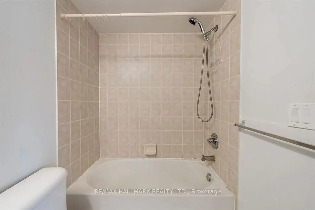 684 Warden Avenue #305