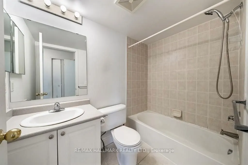 684 Warden Avenue #305