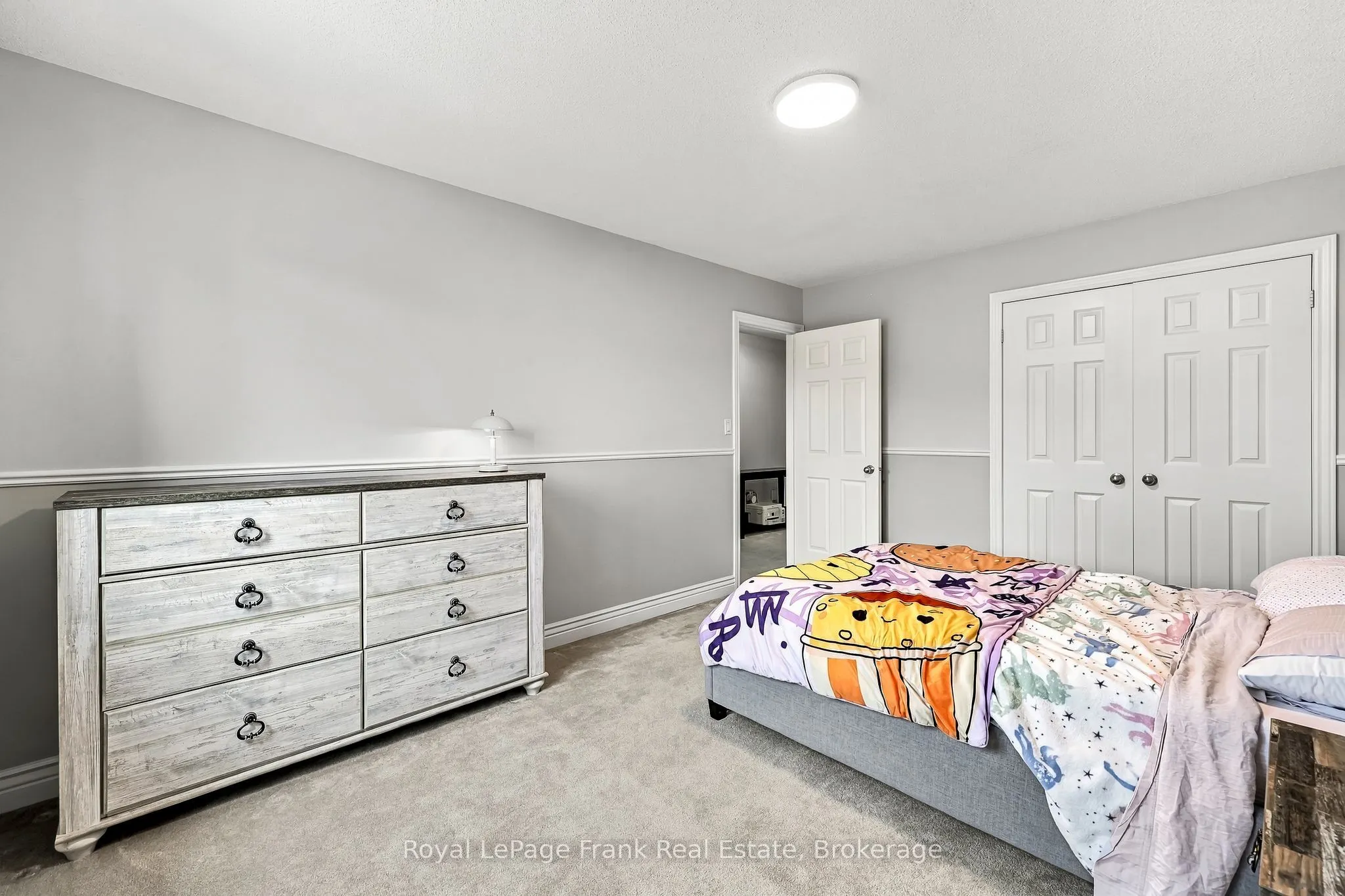 10 Oceanpearl Crescent