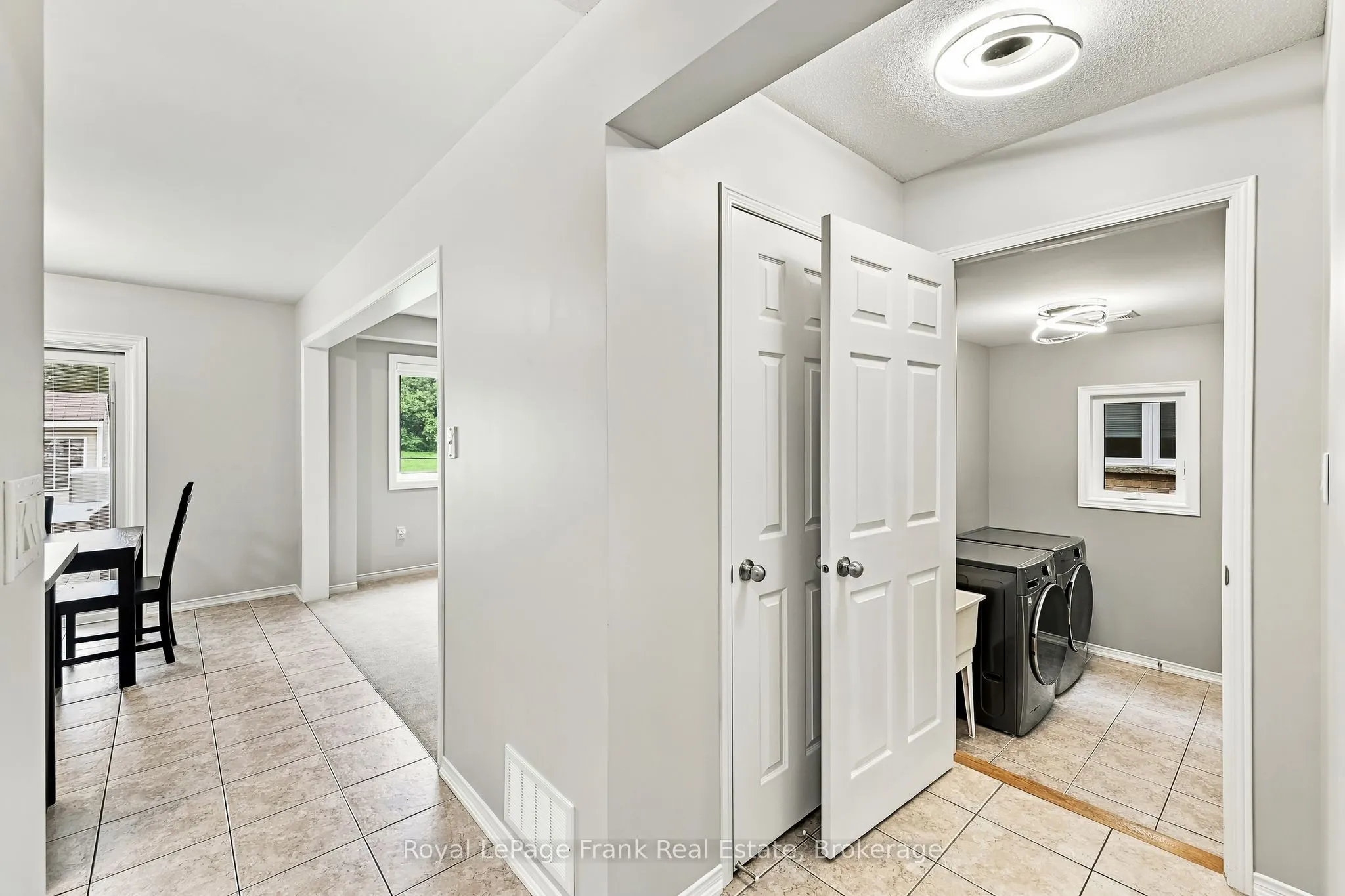 10 Oceanpearl Crescent