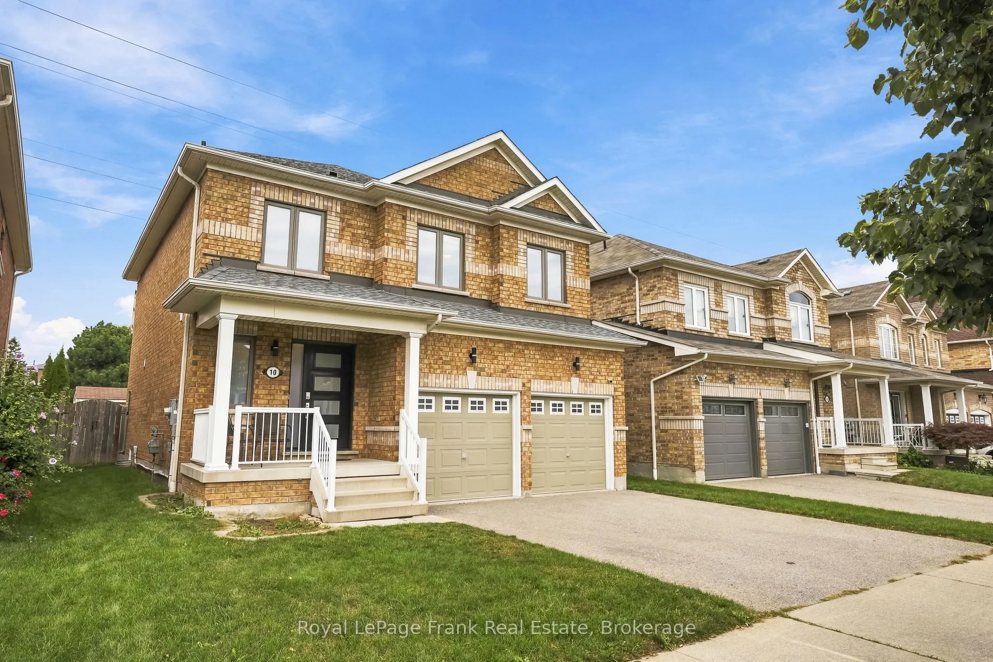 10 Oceanpearl Crescent