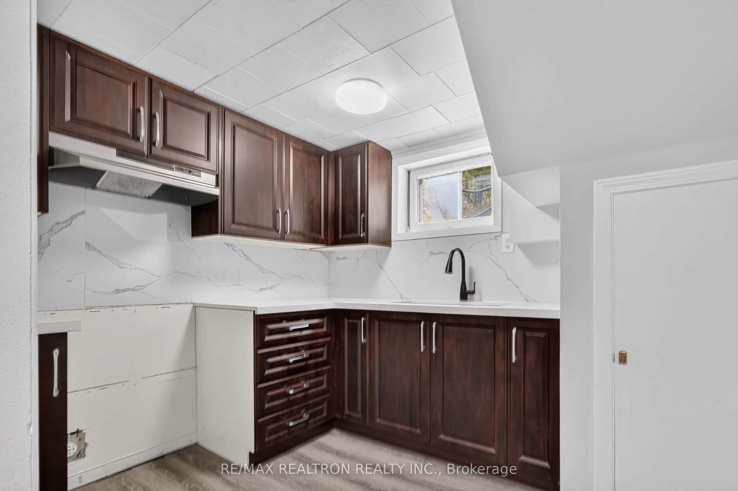 20 West Hill Drive #Basement