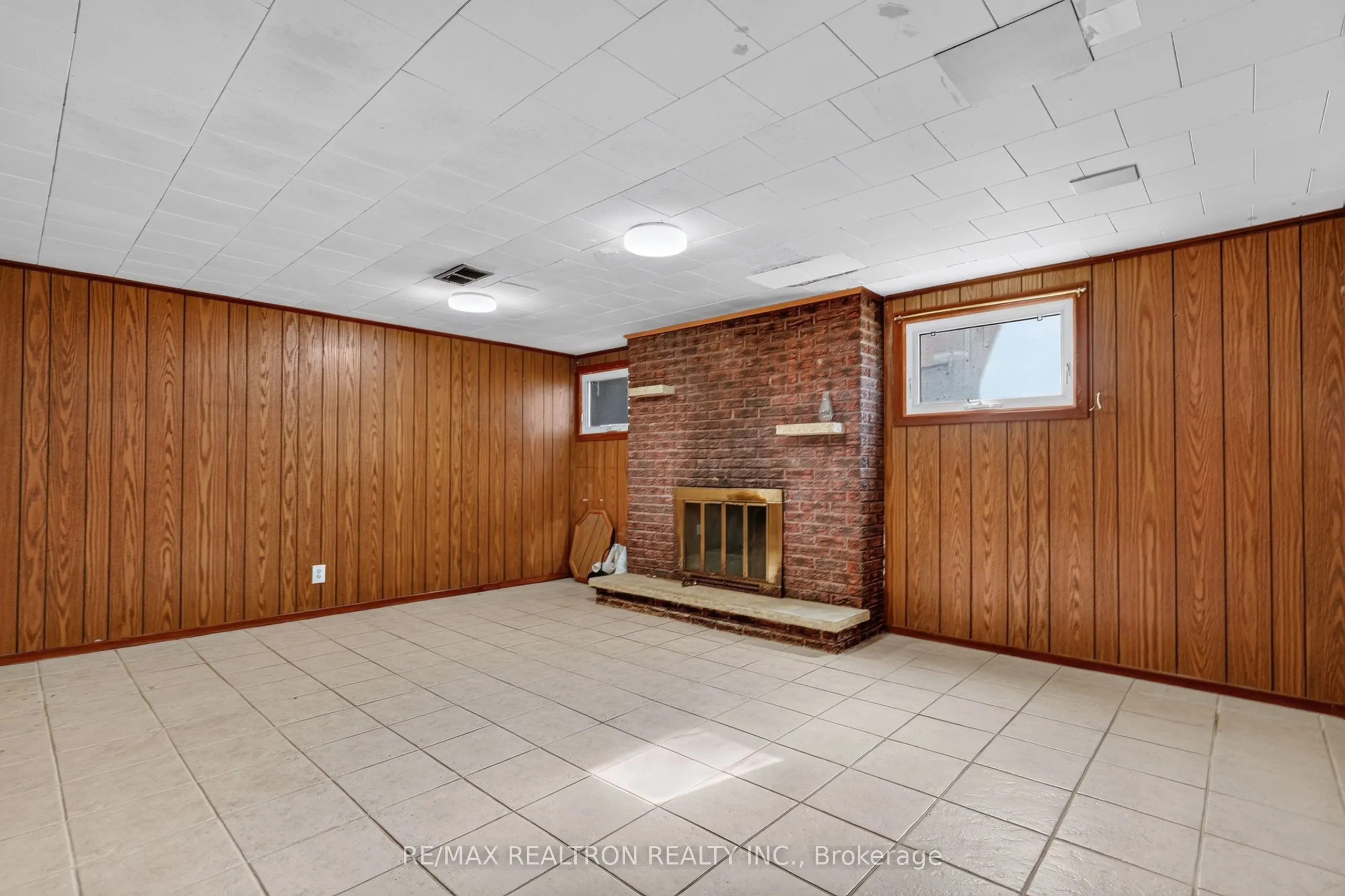 20 West Hill Drive #Basement