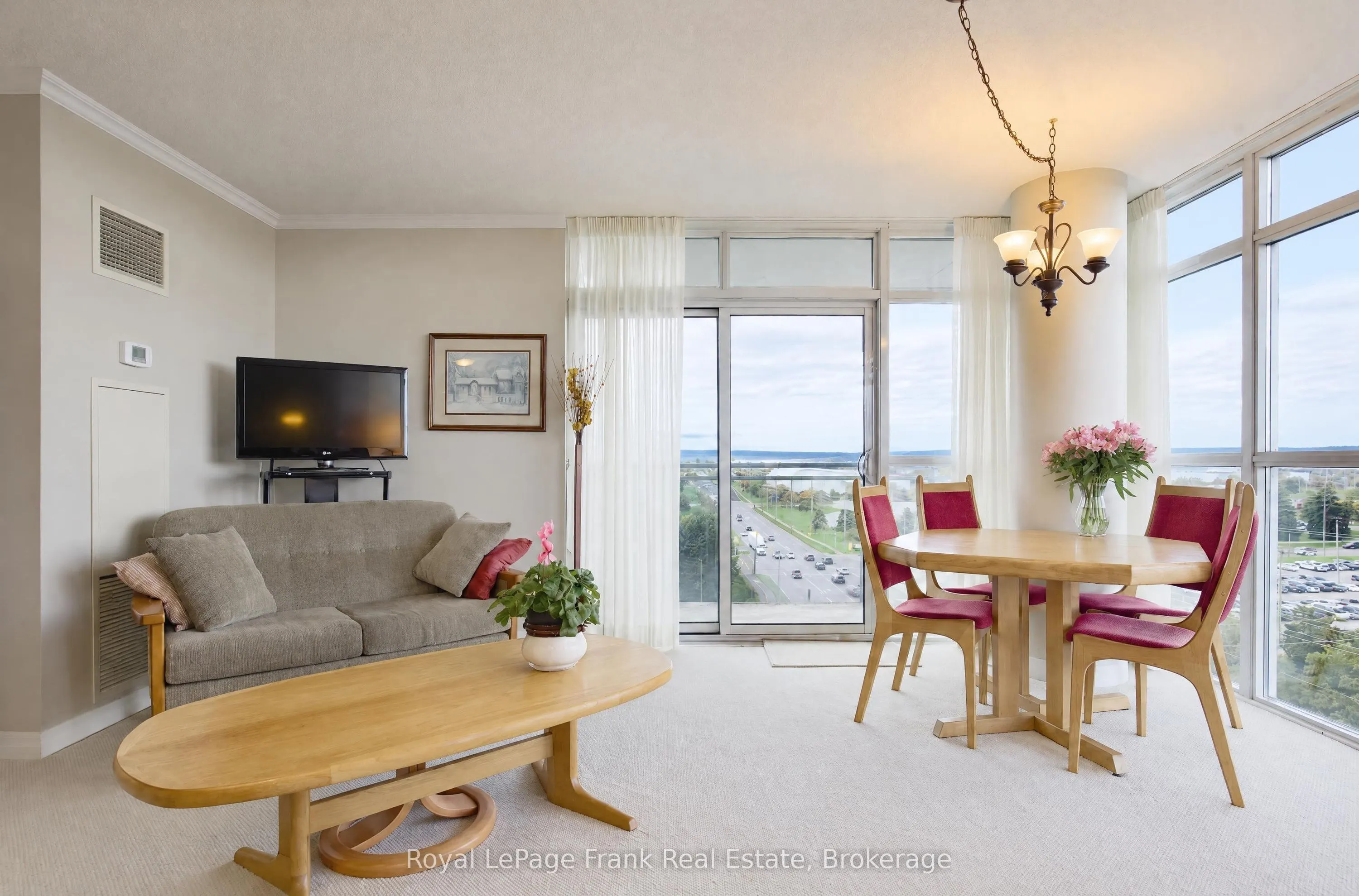 1600 Charles Street #904