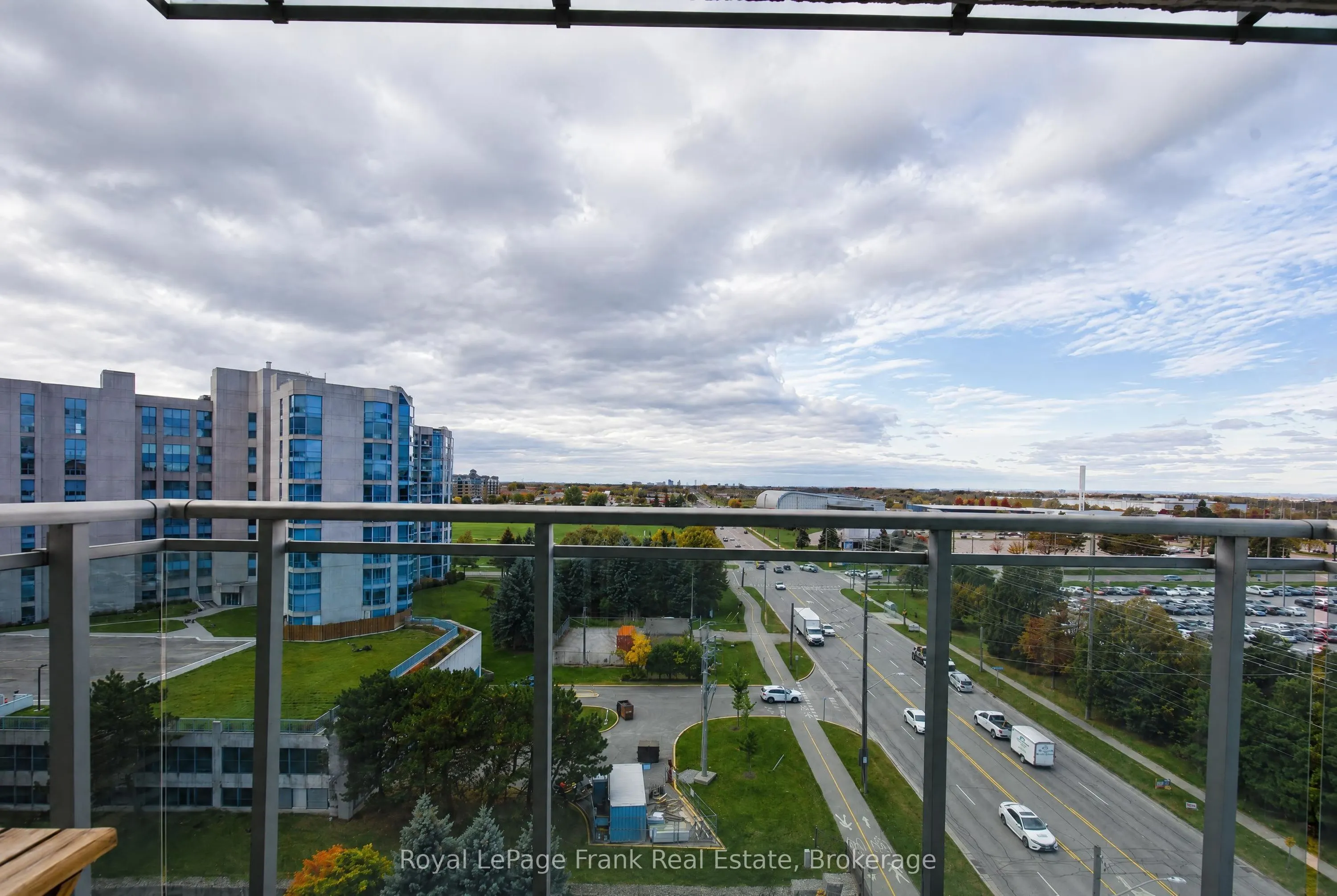 1600 Charles Street #904