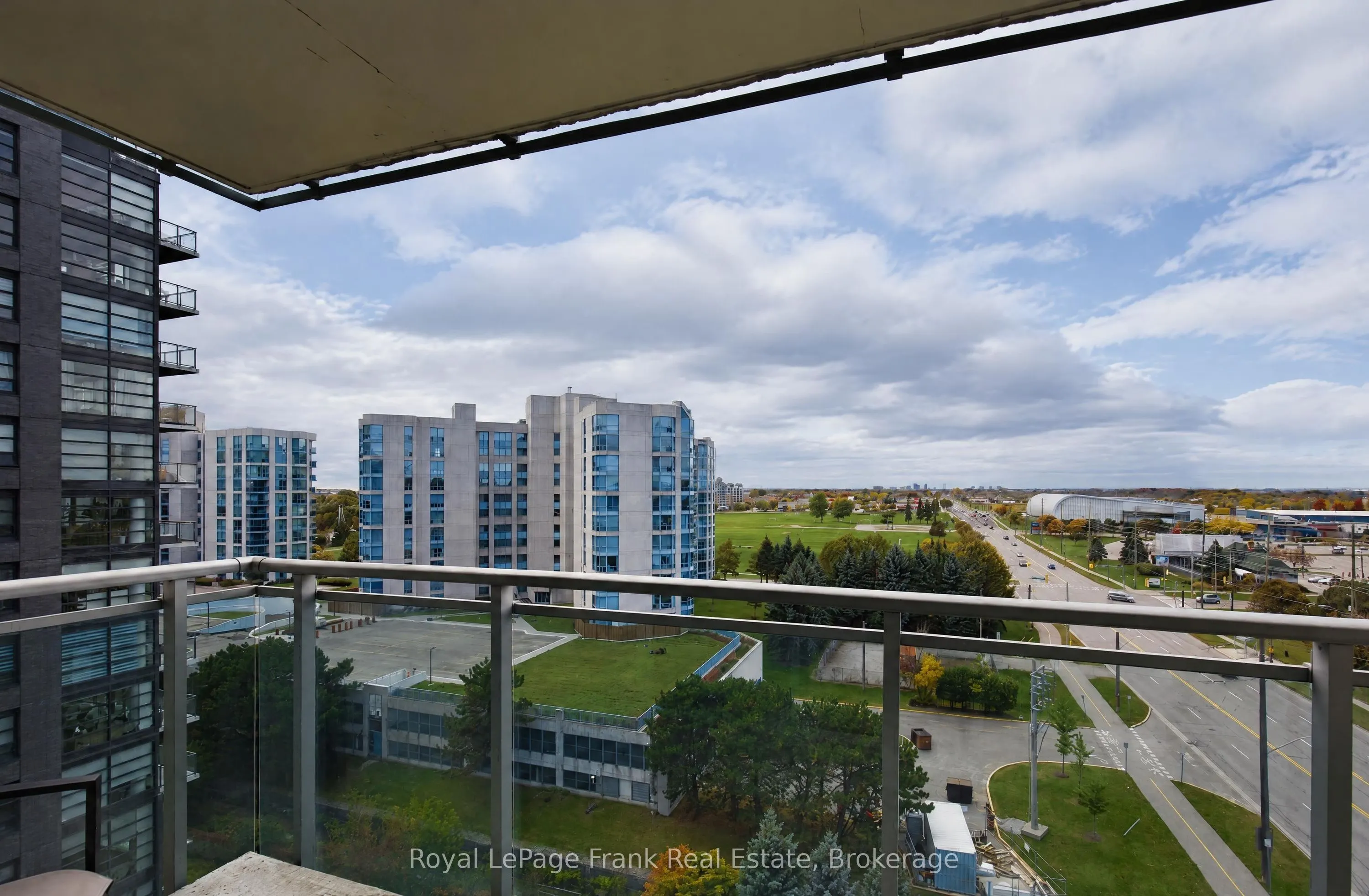 1600 Charles Street #904