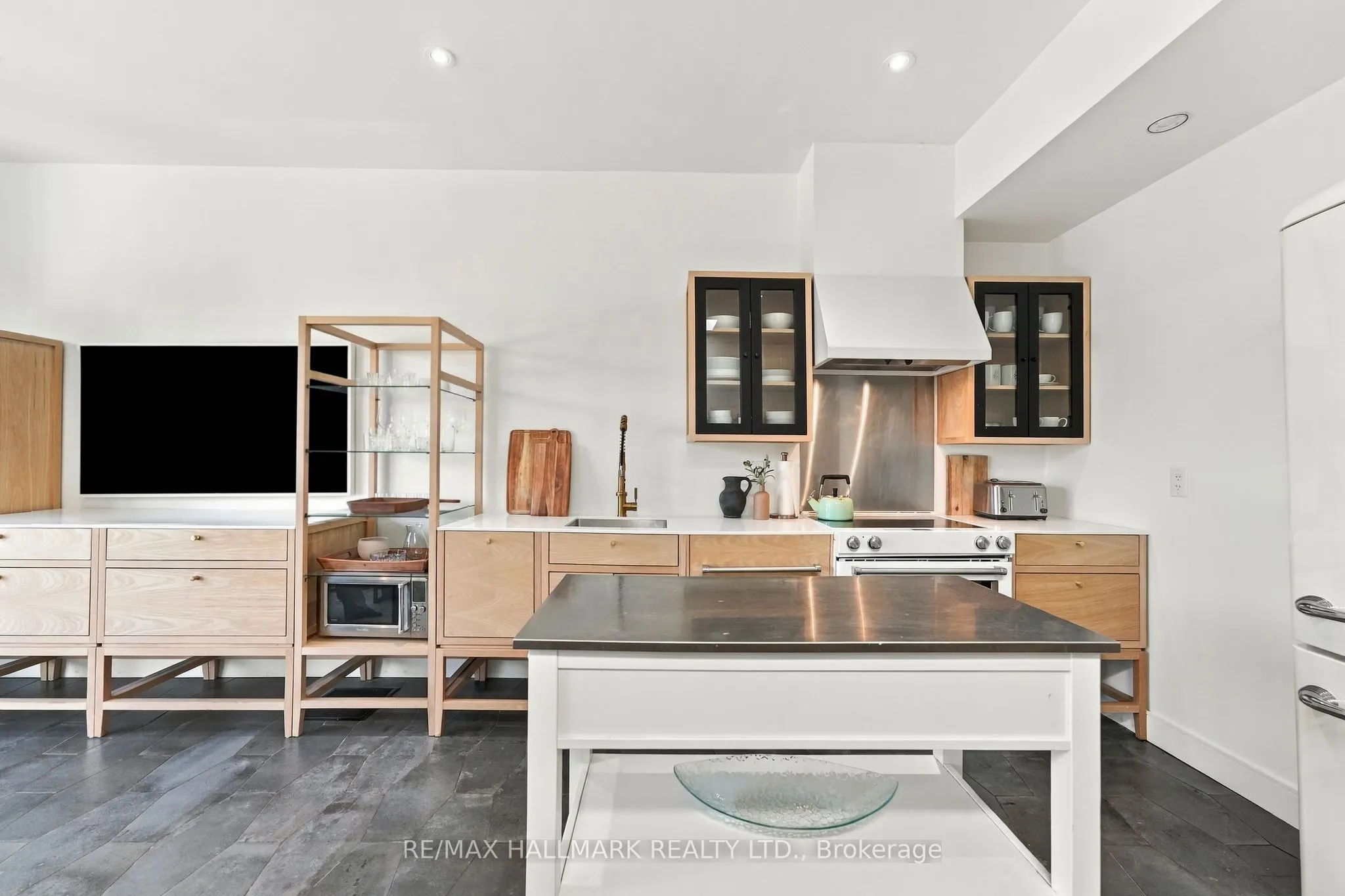 48 Boston Avenue #3