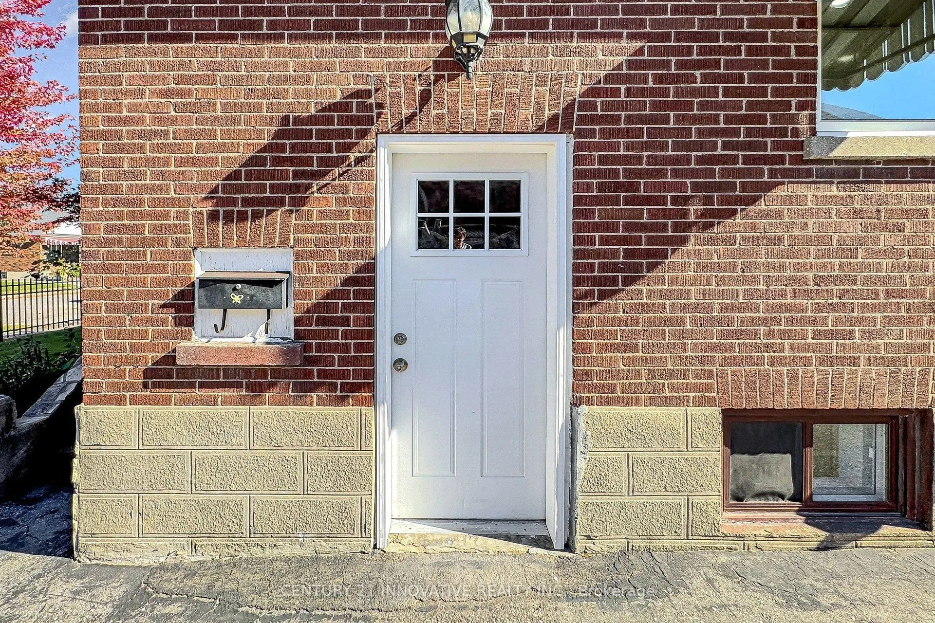 219 Etna Avenue