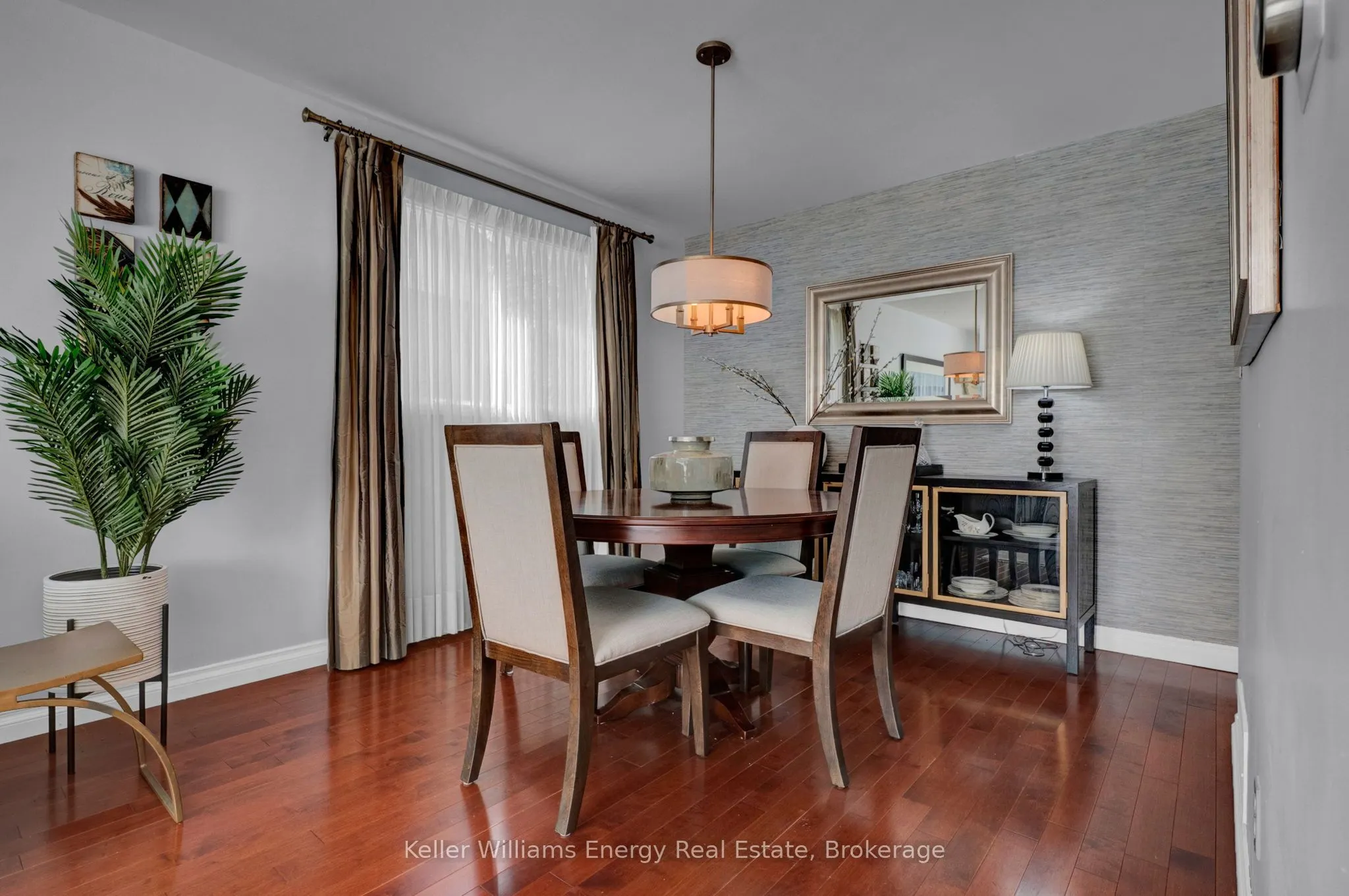 830 Saint Anne Court