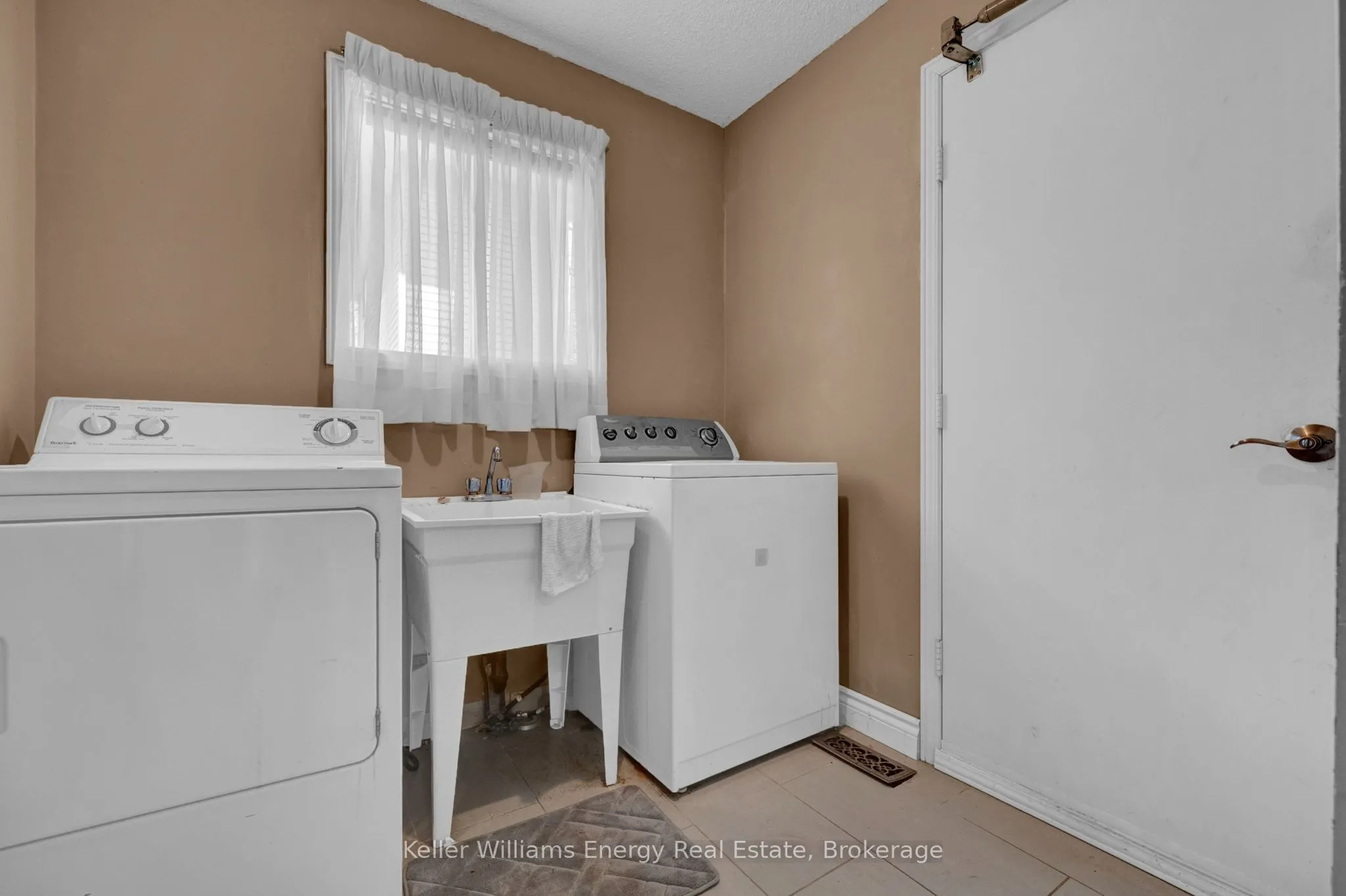 830 Saint Anne Court
