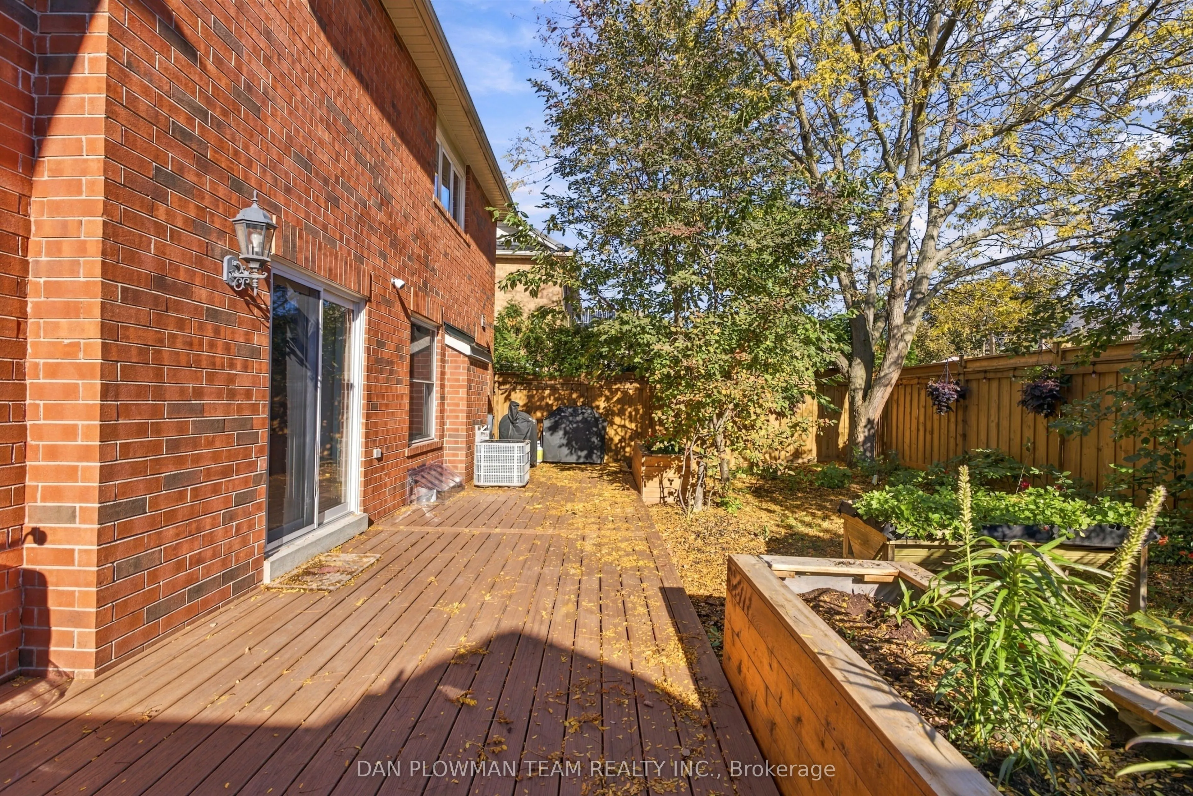 980 Langford Street