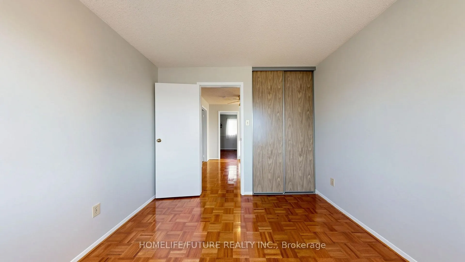 679 Foxwood Trail