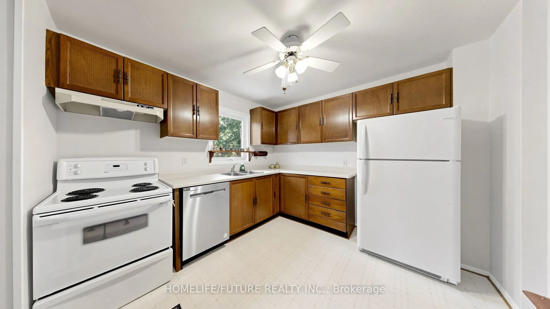 679 Foxwood Trail