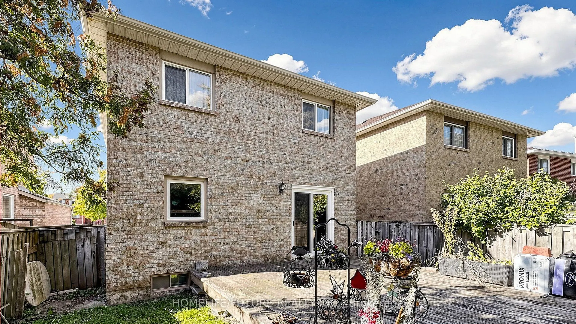 679 Foxwood Trail