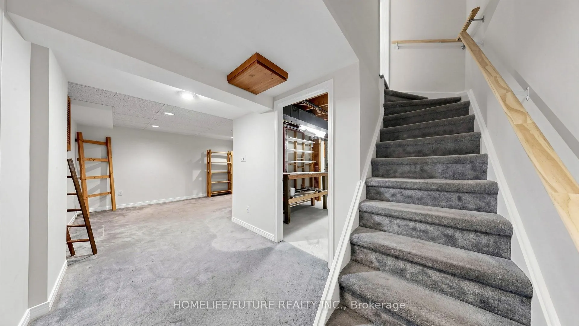 679 Foxwood Trail